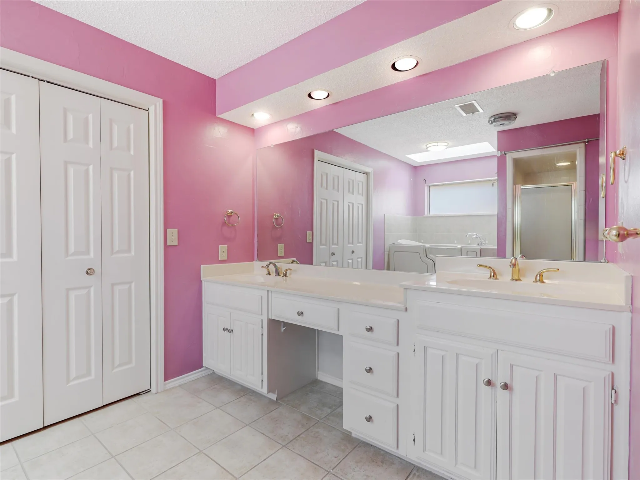 Single Family Residence For Sale in Collin County , 3345 Sage Brush Trail, Plano, Texas 75023, 4 Bedroom, 3 Bathroom, 2 Garage spaces, 2,787 Sqft, built in 1987, mls#21367646, Real Estate Agent in Plano, Homes For Sale in Collin county, Homes For Sale in Plano, Realtor in Plano Texas, Real Estate Brokerage Independent Realty Texas, Luminita Cordes Realtor