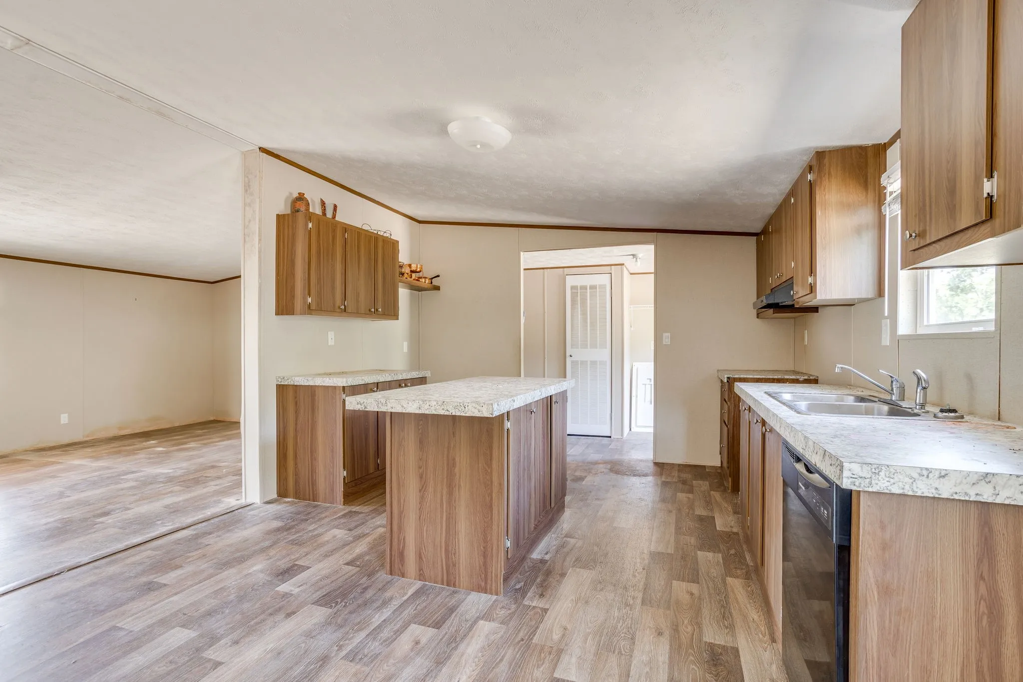 Manufactured Home For Sale in Parker County , 000 FM 1189, Lipan, Texas 76462, 3 Bedroom, 2 Bathroom, Garage spaces, 1,700 Sqft, built in 2023, mls#21367684, Real Estate Agent in Lipan, Homes For Sale in Parker county, Homes For Sale in Lipan, Realtor in Lipan Texas, Real Estate Brokerage Independent Realty Texas, Luminita Cordes Realtor