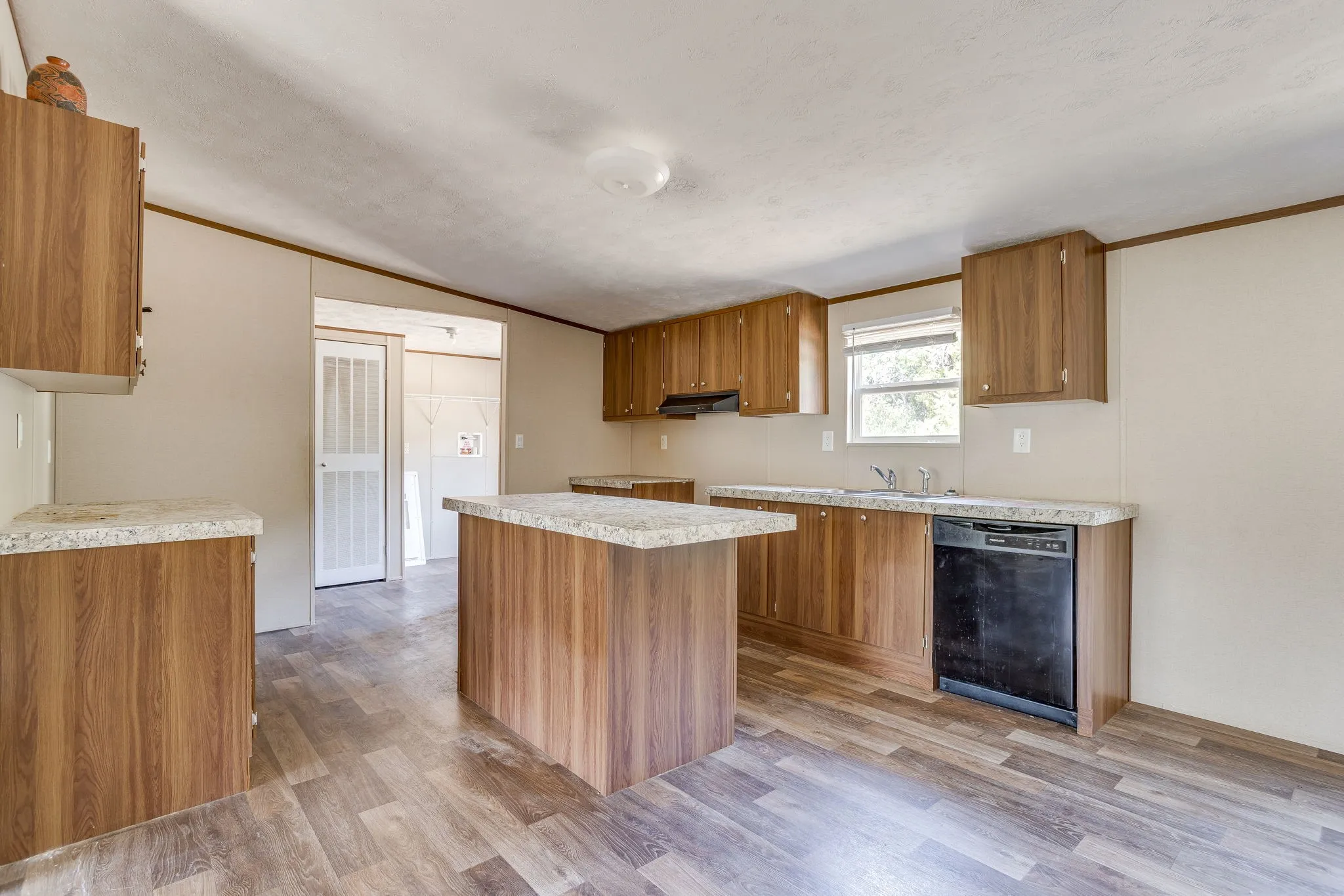 Manufactured Home For Sale in Parker County , 000 FM 1189, Lipan, Texas 76462, 3 Bedroom, 2 Bathroom, Garage spaces, 1,700 Sqft, built in 2023, mls#21367684, Real Estate Agent in Lipan, Homes For Sale in Parker county, Homes For Sale in Lipan, Realtor in Lipan Texas, Real Estate Brokerage Independent Realty Texas, Luminita Cordes Realtor