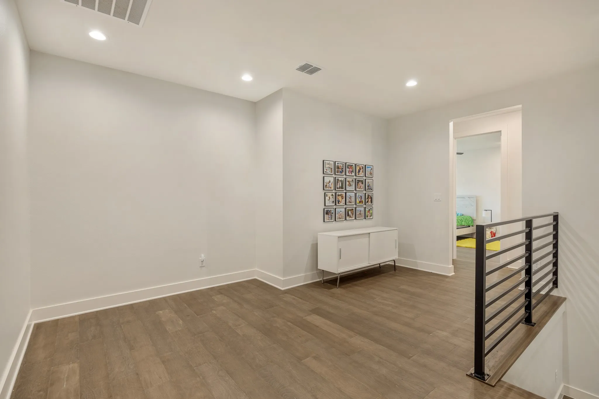Single Family Residence For Sale in Smith County , 9261 Caddo Ridge Cove, Tyler, Texas 75703, 5 Bedroom, 4 Bathroom, 3 Garage spaces, 3,899 Sqft, built in 2022, mls#21367693, Real Estate Agent in Tyler, Homes For Sale in Smith county, Homes For Sale in Tyler, Realtor in Tyler Texas, Real Estate Brokerage Independent Realty Texas, Luminita Cordes Realtor
