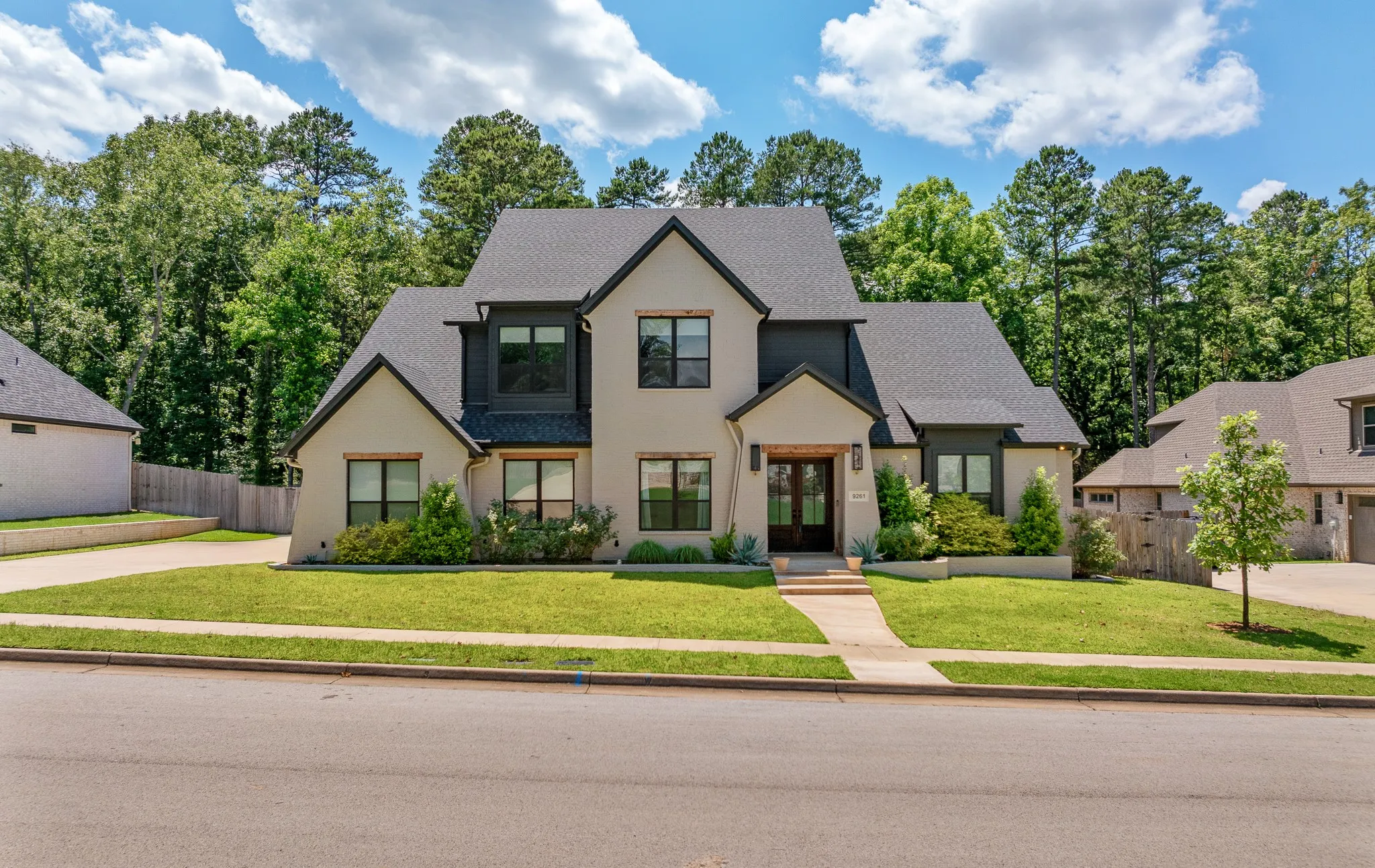 Single Family Residence For Sale in Smith County , 9261 Caddo Ridge Cove, Tyler, Texas 75703, 5 Bedroom, 4 Bathroom, 3 Garage spaces, 3,899 Sqft, built in 2022, mls#21367693, Real Estate Agent in Tyler, Homes For Sale in Smith county, Homes For Sale in Tyler, Realtor in Tyler Texas, Real Estate Brokerage Independent Realty Texas, Luminita Cordes Realtor
