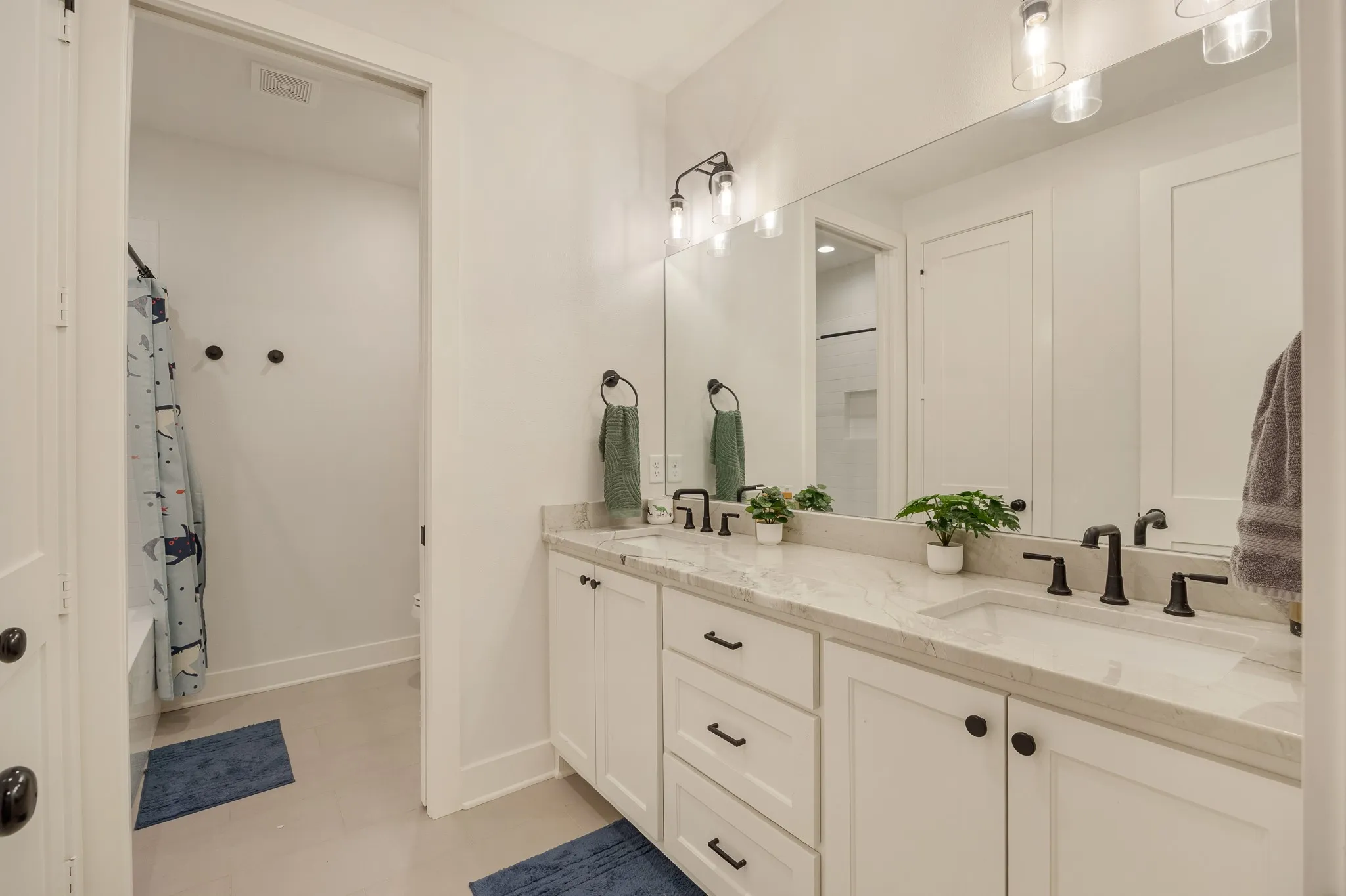 Single Family Residence For Sale in Smith County , 9261 Caddo Ridge Cove, Tyler, Texas 75703, 5 Bedroom, 4 Bathroom, 3 Garage spaces, 3,899 Sqft, built in 2022, mls#21367693, Real Estate Agent in Tyler, Homes For Sale in Smith county, Homes For Sale in Tyler, Realtor in Tyler Texas, Real Estate Brokerage Independent Realty Texas, Luminita Cordes Realtor