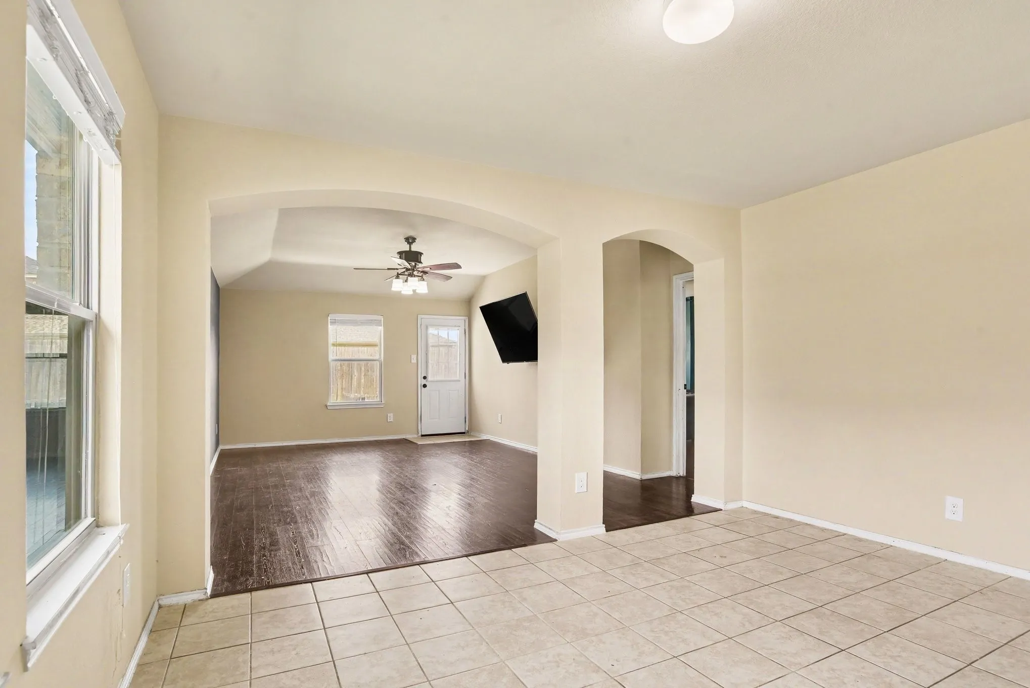 Single Family Residence For Sale in Collin County , 502 Plum Drive, Josephine, Texas 75173, 4 Bedroom, 2 Bathroom, 2 Garage spaces, 1,681 Sqft, built in 2016, mls#21362143, Real Estate Agent in Josephine, Homes For Sale in Collin county, Homes For Sale in Josephine, Realtor in Josephine Texas, Real Estate Brokerage Independent Realty Texas, Luminita Cordes Realtor
