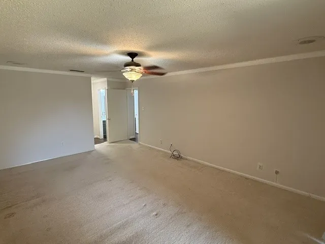 Single Family Residence For Rent in Denton County , 2211 Placid Drive, Carrollton, Texas 75007, 3 Bedroom, 2 Bathroom, 2 Garage spaces, 1,728 Sqft, built in 1978, mls#21367698, Real Estate Agent in Carrollton, Homes For Rent in Denton county, Homes For Rent in Carrollton, Realtor in Carrollton Texas, Real Estate Brokerage Independent Realty Texas, Luminita Cordes Realtor