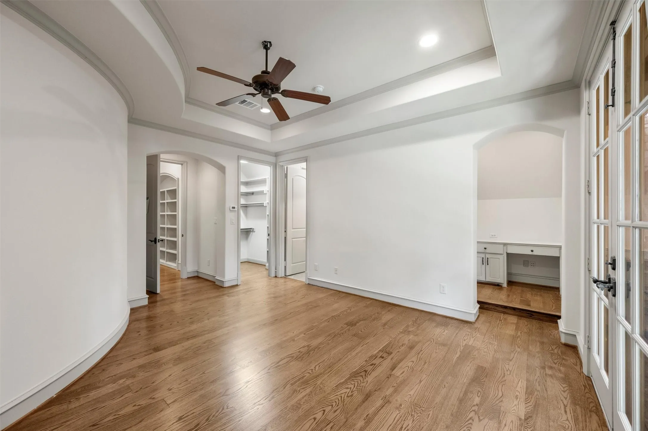 Single Family Residence For Sale in Dallas County , 6043 Meadow Road, Dallas, Texas 75230, 5 Bedroom, 6 Bathroom, 3 Garage spaces, 6,482 Sqft, built in 2008, mls#21317444, Real Estate Agent in Dallas, Homes For Sale in Dallas county, Homes For Sale in Dallas, Realtor in Dallas Texas, Real Estate Brokerage Independent Realty Texas, Luminita Cordes Realtor