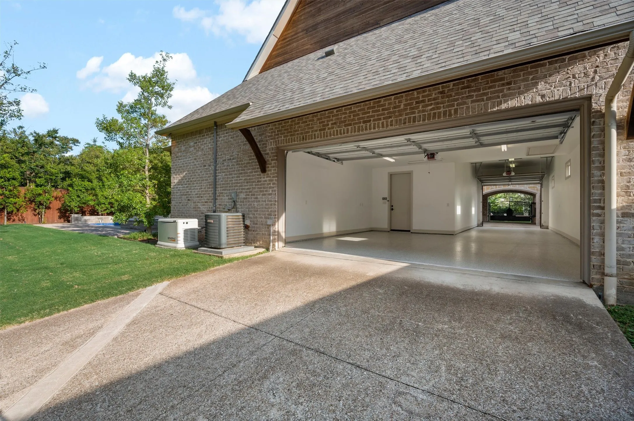 Single Family Residence For Sale in Dallas County , 6043 Meadow Road, Dallas, Texas 75230, 5 Bedroom, 6 Bathroom, 3 Garage spaces, 6,482 Sqft, built in 2008, mls#21317444, Real Estate Agent in Dallas, Homes For Sale in Dallas county, Homes For Sale in Dallas, Realtor in Dallas Texas, Real Estate Brokerage Independent Realty Texas, Luminita Cordes Realtor