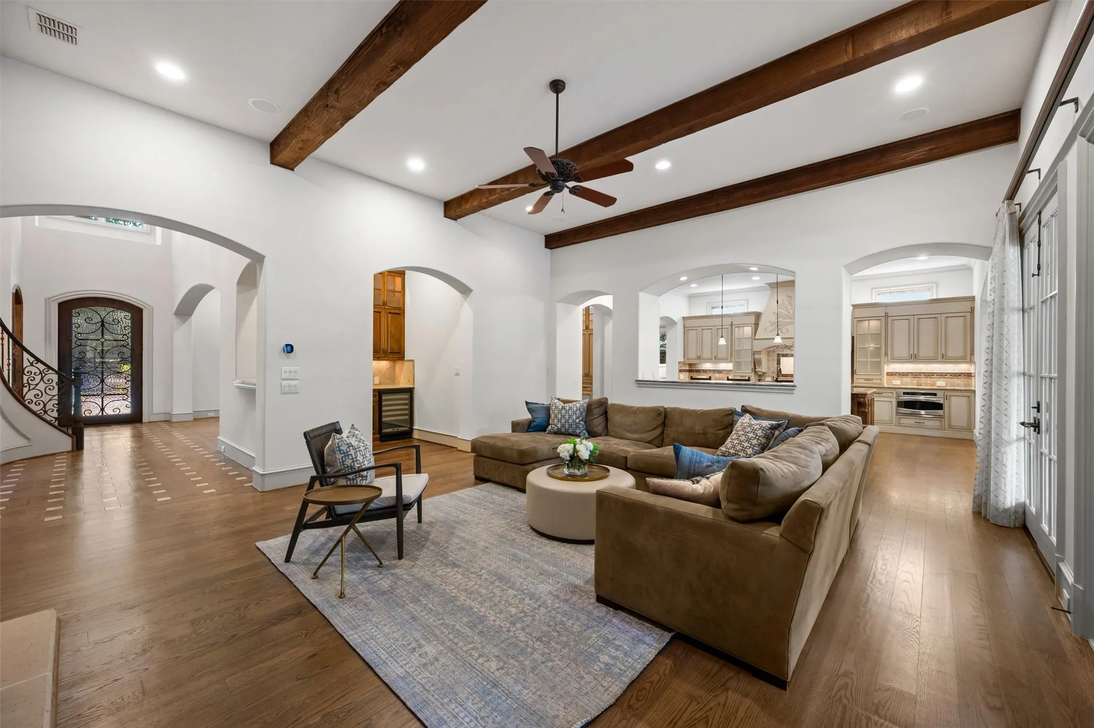 Single Family Residence For Sale in Dallas County , 6043 Meadow Road, Dallas, Texas 75230, 5 Bedroom, 6 Bathroom, 3 Garage spaces, 6,482 Sqft, built in 2008, mls#21317444, Real Estate Agent in Dallas, Homes For Sale in Dallas county, Homes For Sale in Dallas, Realtor in Dallas Texas, Real Estate Brokerage Independent Realty Texas, Luminita Cordes Realtor