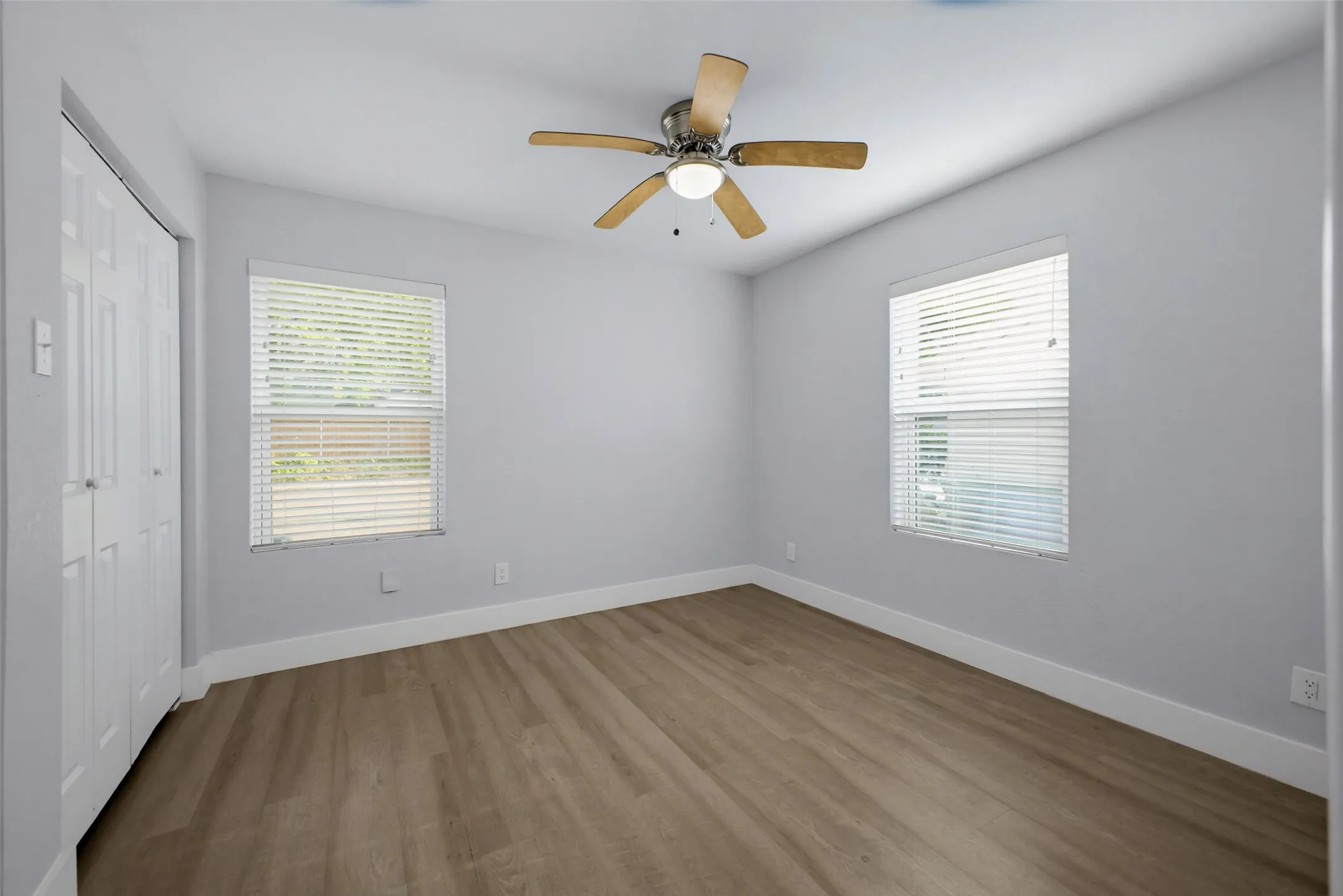 Single Family Residence For Sale in Dallas County , 3129 San Lucas Avenue, Dallas, Texas 75228, 4 Bedroom, 2 Bathroom, 3 Garage spaces, 1,524 Sqft, built in 1954, mls#21351323, Real Estate Agent in Dallas, Homes For Sale in Dallas county, Homes For Sale in Dallas, Realtor in Dallas Texas, Real Estate Brokerage Independent Realty Texas, Luminita Cordes Realtor