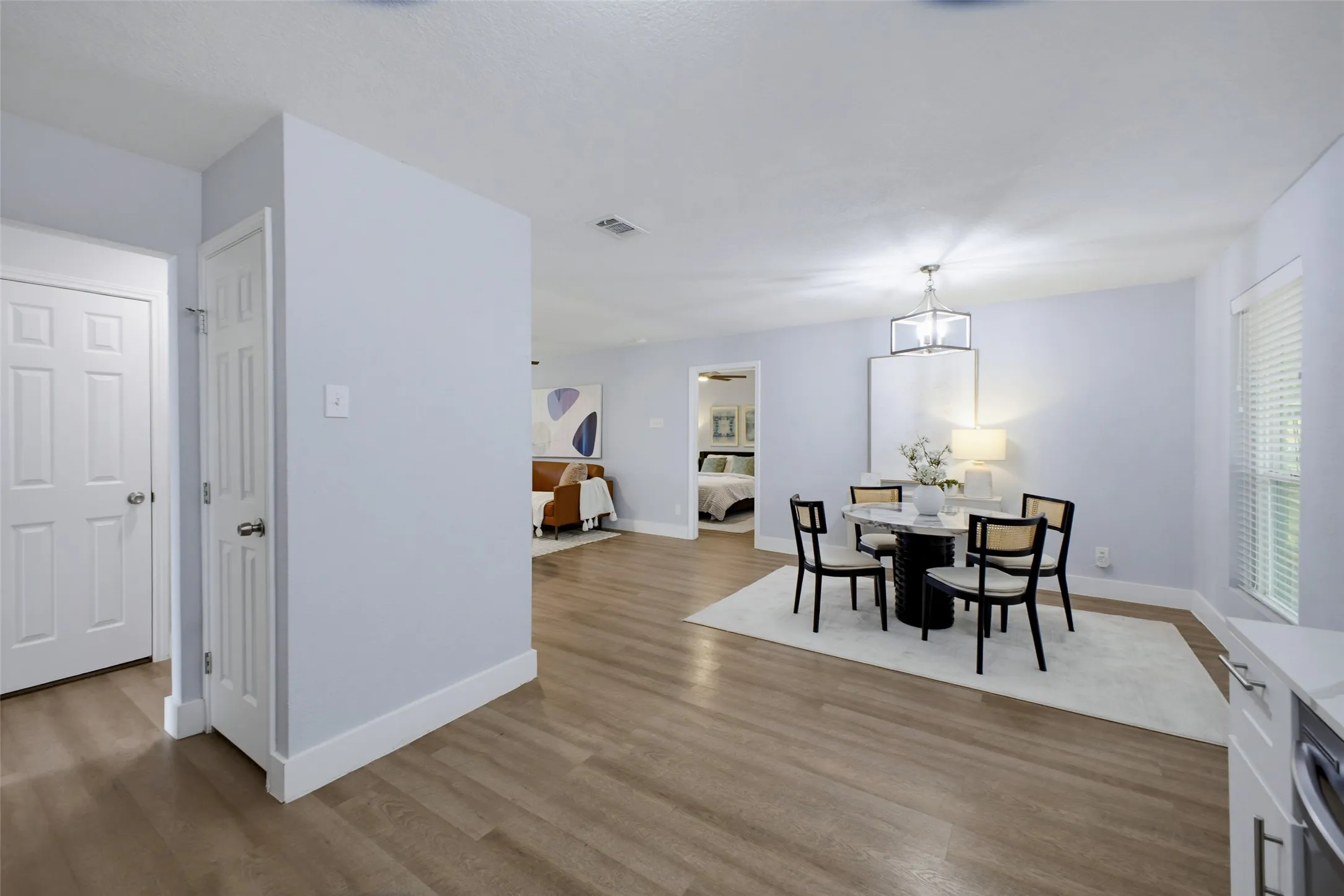 Single Family Residence For Sale in Dallas County , 3129 San Lucas Avenue, Dallas, Texas 75228, 4 Bedroom, 2 Bathroom, 3 Garage spaces, 1,524 Sqft, built in 1954, mls#21351323, Real Estate Agent in Dallas, Homes For Sale in Dallas county, Homes For Sale in Dallas, Realtor in Dallas Texas, Real Estate Brokerage Independent Realty Texas, Luminita Cordes Realtor