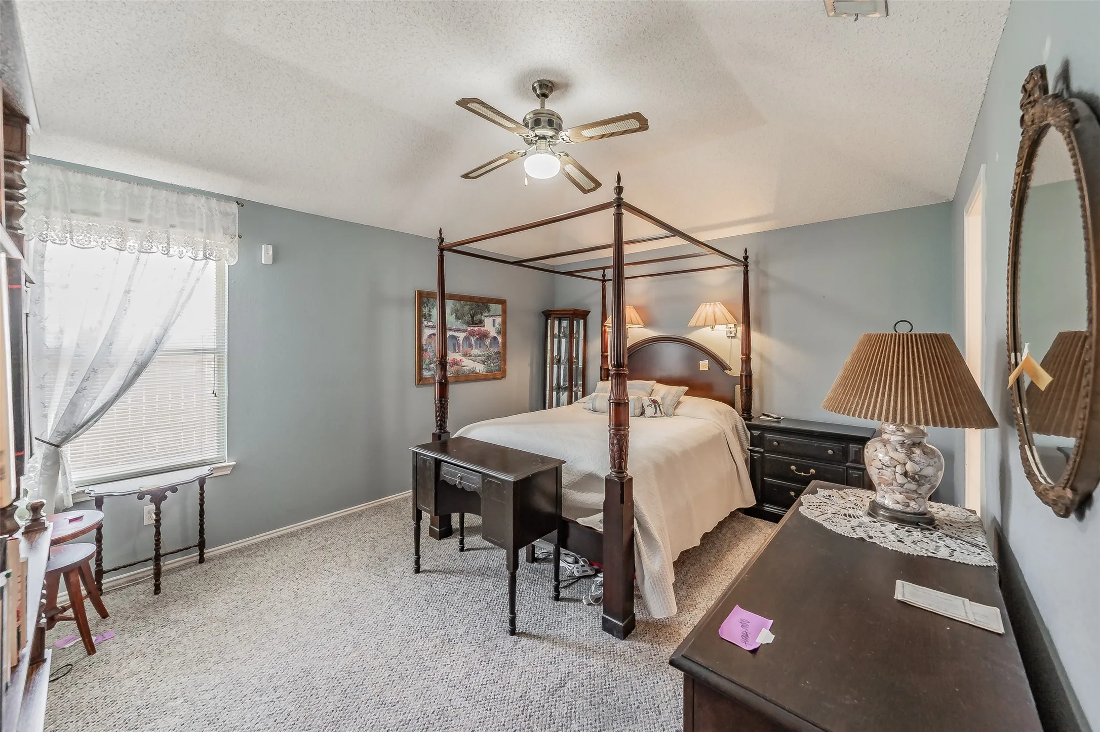 Single Family Residence For Sale in Tarrant County , 1108 Middlebury Lane, Euless, Texas 76040, 4 Bedroom, 2 Bathroom, 2 Garage spaces, 1,810 Sqft, built in 1991, mls#21341684, Real Estate Agent in Euless, Homes For Sale in Tarrant county, Homes For Sale in Euless, Realtor in Euless Texas, Real Estate Brokerage Independent Realty Texas, Luminita Cordes Realtor