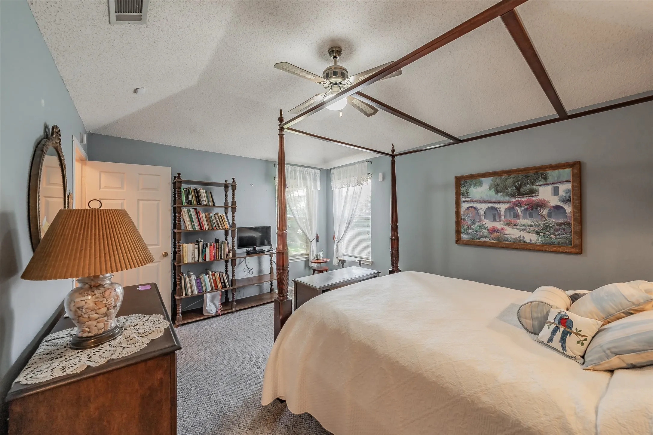 Single Family Residence For Sale in Tarrant County , 1108 Middlebury Lane, Euless, Texas 76040, 4 Bedroom, 2 Bathroom, 2 Garage spaces, 1,810 Sqft, built in 1991, mls#21341684, Real Estate Agent in Euless, Homes For Sale in Tarrant county, Homes For Sale in Euless, Realtor in Euless Texas, Real Estate Brokerage Independent Realty Texas, Luminita Cordes Realtor