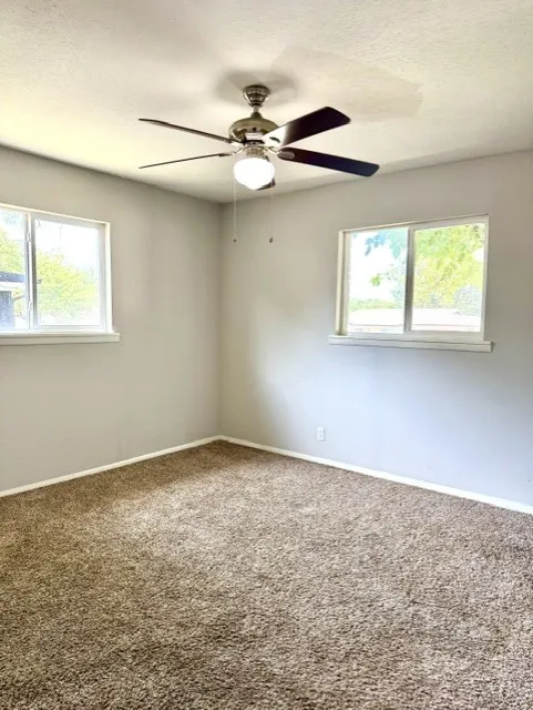 Single Family Residence For Sale in Tarrant County , 3912 Shawnee Trail, Lake Worth, Texas 76135, 3 Bedroom, 2 Bathroom, 2 Garage spaces, 1,343 Sqft, built in 1961, mls#21329202, Real Estate Agent in Lake Worth, Homes For Sale in Tarrant county, Homes For Sale in Lake Worth, Realtor in Lake Worth Texas, Real Estate Brokerage Independent Realty Texas, Luminita Cordes Realtor