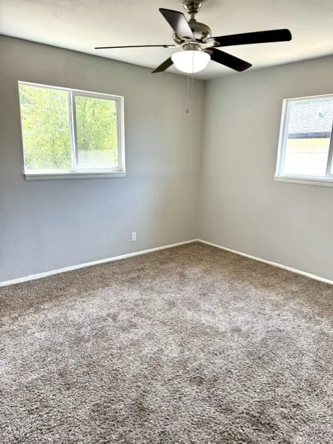Single Family Residence For Sale in Tarrant County , 3912 Shawnee Trail, Lake Worth, Texas 76135, 3 Bedroom, 2 Bathroom, 2 Garage spaces, 1,343 Sqft, built in 1961, mls#21329202, Real Estate Agent in Lake Worth, Homes For Sale in Tarrant county, Homes For Sale in Lake Worth, Realtor in Lake Worth Texas, Real Estate Brokerage Independent Realty Texas, Luminita Cordes Realtor