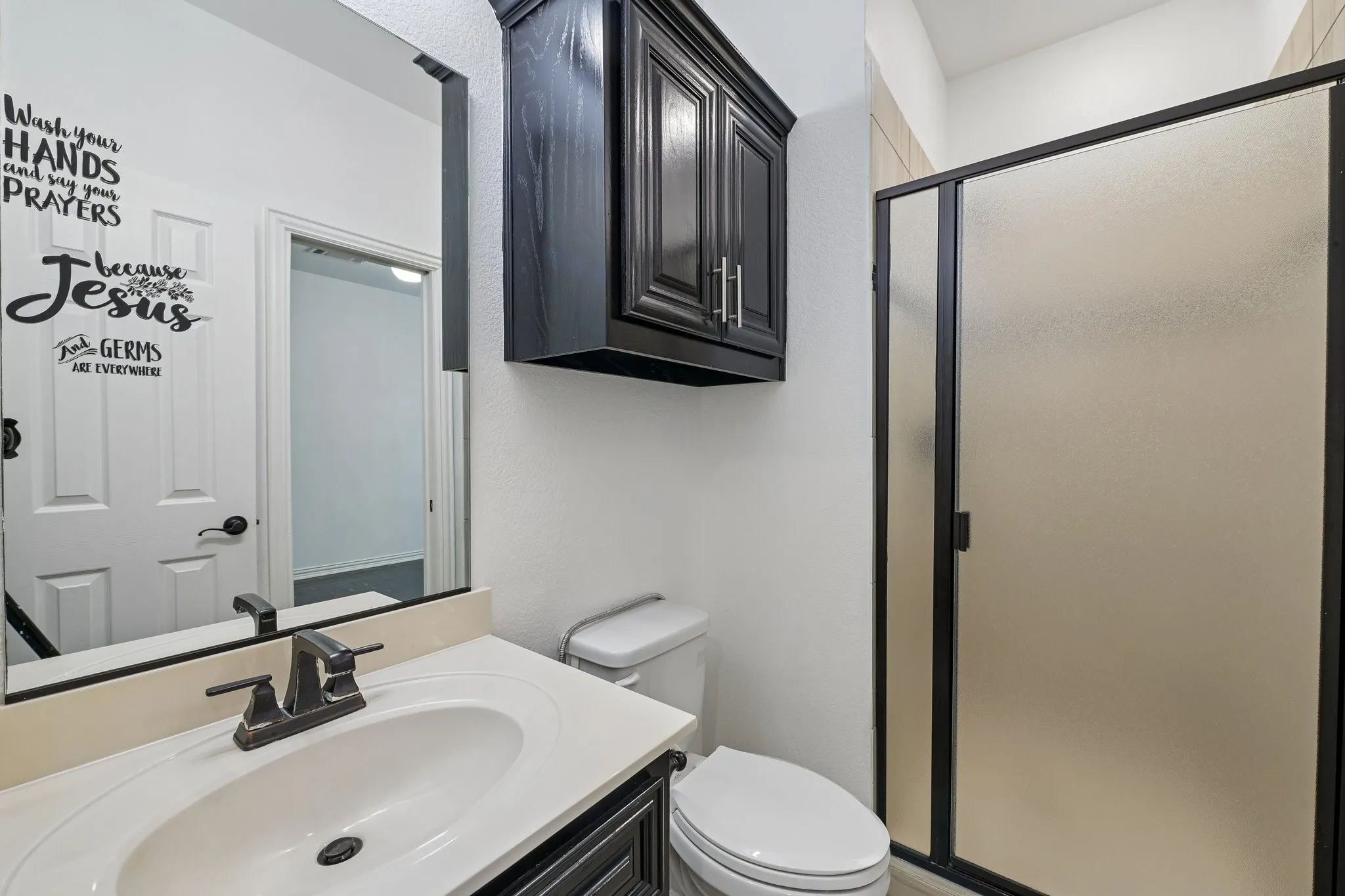 Single Family Residence For Rent in Denton County , 720 Yarrow Street, Little Elm, Texas 75068, 6 Bedroom, 4 Bathroom, 2 Garage spaces, 4,287 Sqft, built in 2016, mls#21367741, Real Estate Agent in Little Elm, Homes For Rent in Denton county, Homes For Rent in Little Elm, Realtor in Little Elm Texas, Real Estate Brokerage Independent Realty Texas, Luminita Cordes Realtor