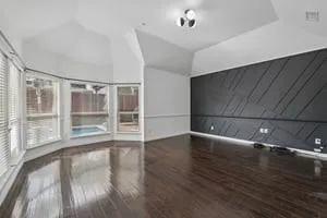 Single Family Residence For Rent in Denton County , 720 Yarrow Street, Little Elm, Texas 75068, 6 Bedroom, 4 Bathroom, 2 Garage spaces, 4,287 Sqft, built in 2016, mls#21367741, Real Estate Agent in Little Elm, Homes For Rent in Denton county, Homes For Rent in Little Elm, Realtor in Little Elm Texas, Real Estate Brokerage Independent Realty Texas, Luminita Cordes Realtor