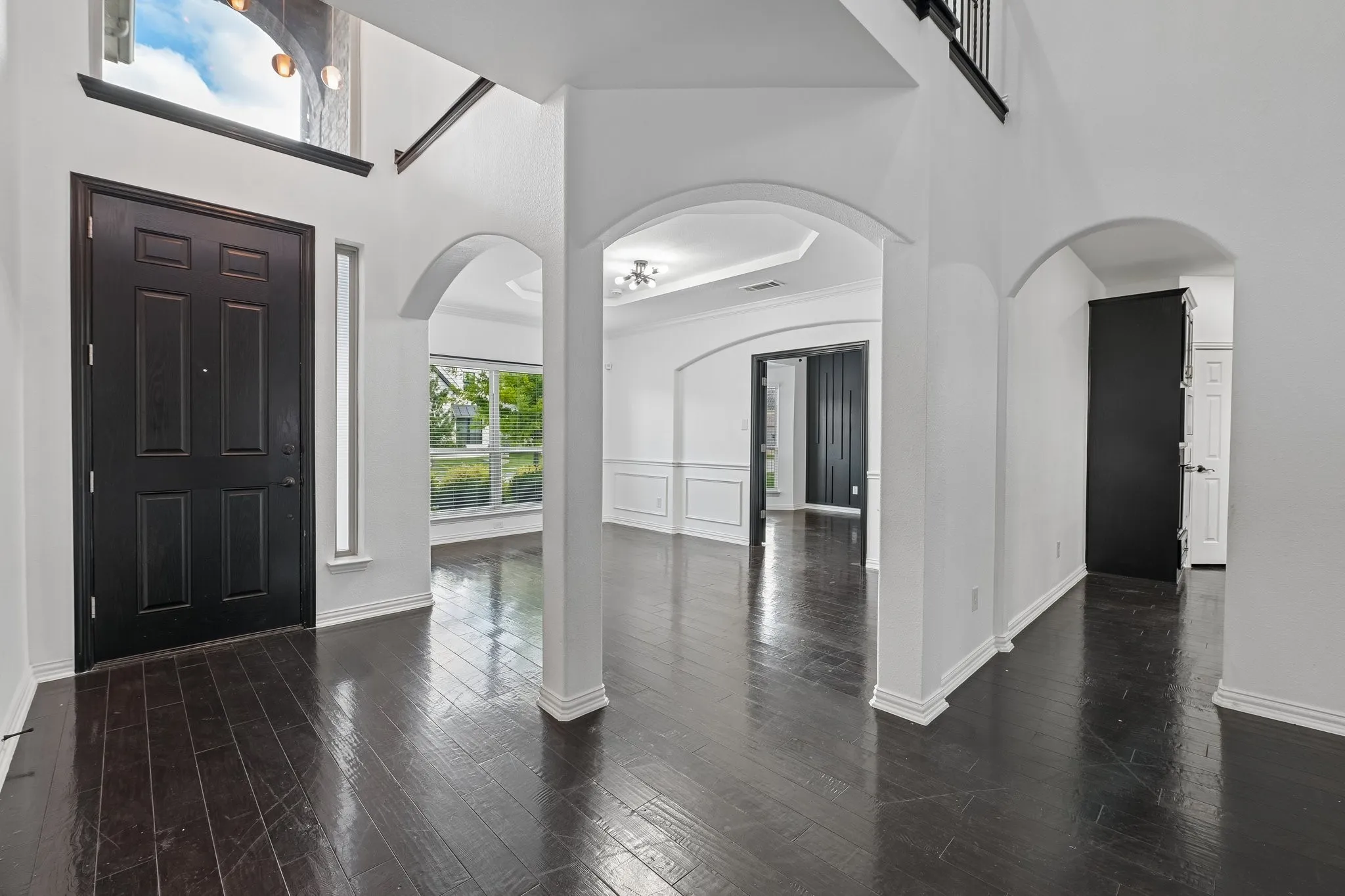 Single Family Residence For Rent in Denton County , 720 Yarrow Street, Little Elm, Texas 75068, 6 Bedroom, 4 Bathroom, 2 Garage spaces, 4,287 Sqft, built in 2016, mls#21367741, Real Estate Agent in Little Elm, Homes For Rent in Denton county, Homes For Rent in Little Elm, Realtor in Little Elm Texas, Real Estate Brokerage Independent Realty Texas, Luminita Cordes Realtor