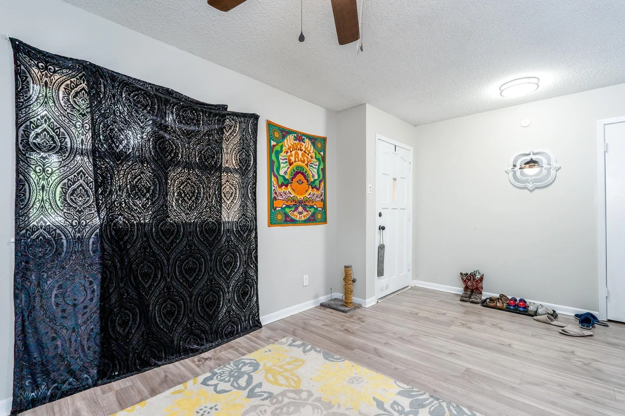 Single Family Residence For Sale in Taylor County , 225 N La Salle Drive, Abilene, Texas 79603, 3 Bedroom, 2 Bathroom, 2 Garage spaces, 1,595 Sqft, built in 1965, mls#21367745, Real Estate Agent in Abilene, Homes For Sale in Taylor county, Homes For Sale in Abilene, Realtor in Abilene Texas, Real Estate Brokerage Independent Realty Texas, Luminita Cordes Realtor