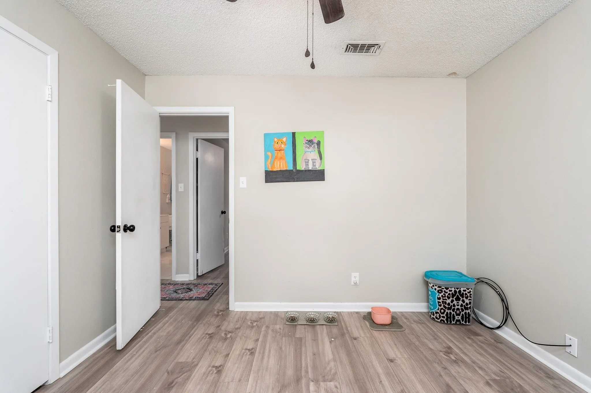 Single Family Residence For Sale in Taylor County , 225 N La Salle Drive, Abilene, Texas 79603, 3 Bedroom, 2 Bathroom, 2 Garage spaces, 1,595 Sqft, built in 1965, mls#21367745, Real Estate Agent in Abilene, Homes For Sale in Taylor county, Homes For Sale in Abilene, Realtor in Abilene Texas, Real Estate Brokerage Independent Realty Texas, Luminita Cordes Realtor