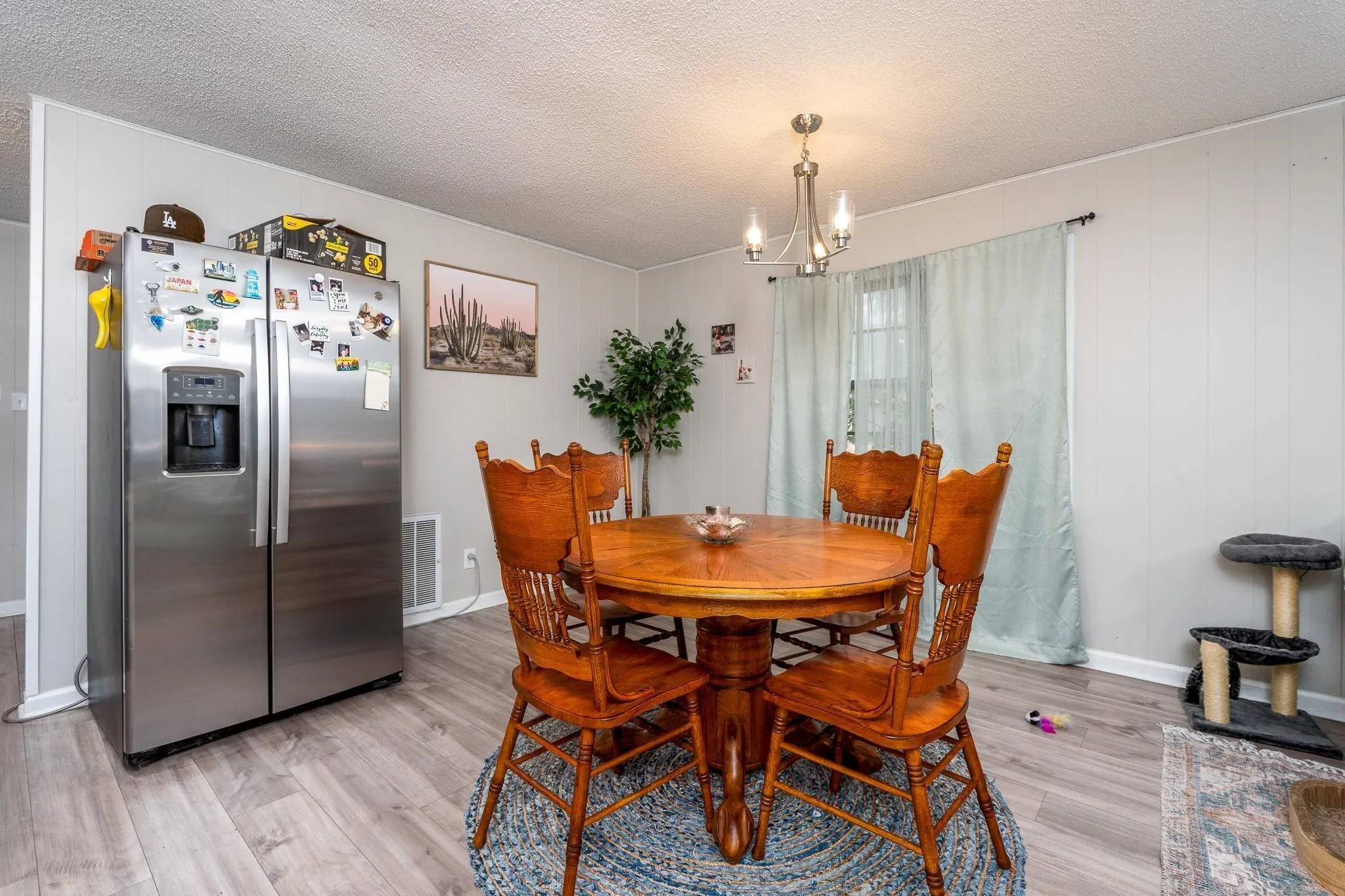 Single Family Residence For Sale in Taylor County , 225 N La Salle Drive, Abilene, Texas 79603, 3 Bedroom, 2 Bathroom, 2 Garage spaces, 1,595 Sqft, built in 1965, mls#21367745, Real Estate Agent in Abilene, Homes For Sale in Taylor county, Homes For Sale in Abilene, Realtor in Abilene Texas, Real Estate Brokerage Independent Realty Texas, Luminita Cordes Realtor