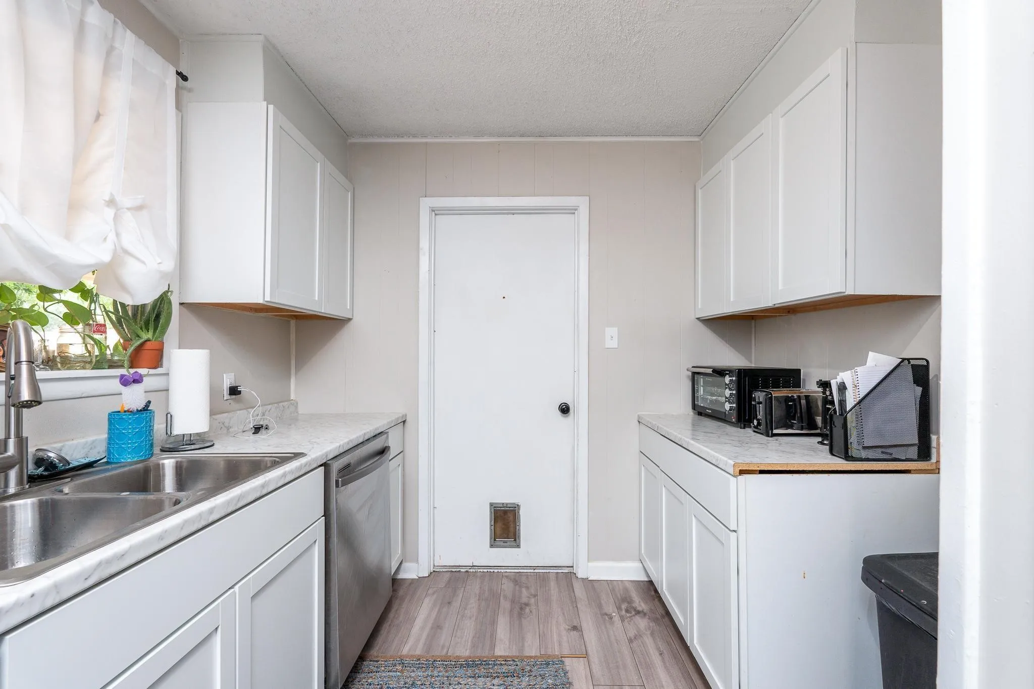 Single Family Residence For Sale in Taylor County , 225 N La Salle Drive, Abilene, Texas 79603, 3 Bedroom, 2 Bathroom, 2 Garage spaces, 1,595 Sqft, built in 1965, mls#21367745, Real Estate Agent in Abilene, Homes For Sale in Taylor county, Homes For Sale in Abilene, Realtor in Abilene Texas, Real Estate Brokerage Independent Realty Texas, Luminita Cordes Realtor