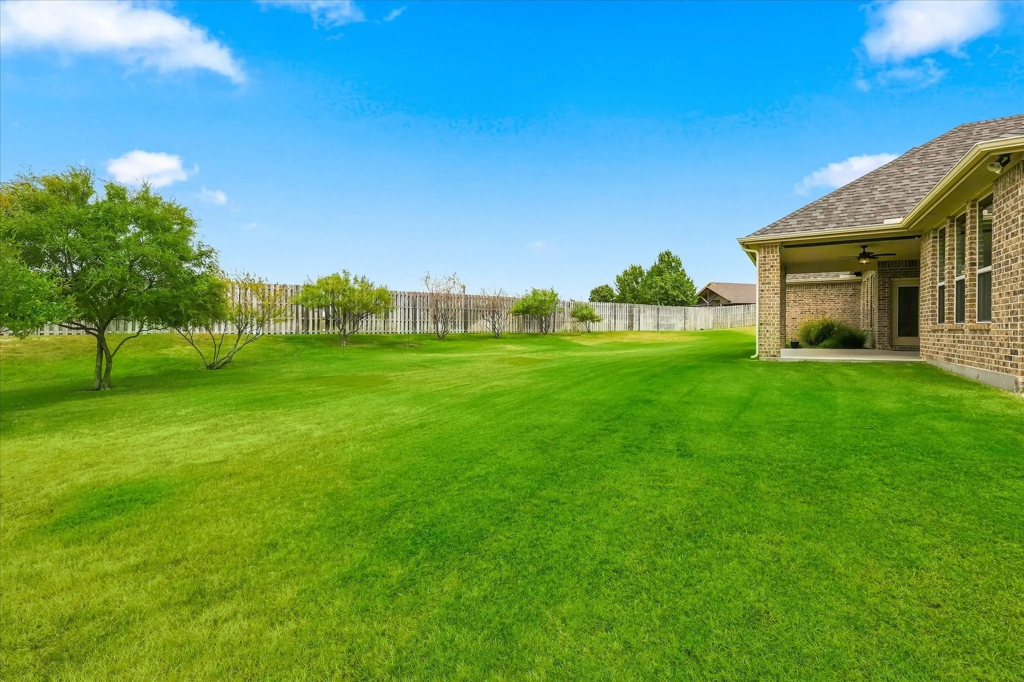 Single Family Residence For Sale in Tarrant County , 14008 Cromer Drive, Newark, Texas 76071, 3 Bedroom, 2 Bathroom, 2 Garage spaces, 2,602 Sqft, built in 2018, mls#21366990, Real Estate Agent in Newark, Homes For Sale in Tarrant county, Homes For Sale in Newark, Realtor in Newark Texas, Real Estate Brokerage Independent Realty Texas, Luminita Cordes Realtor