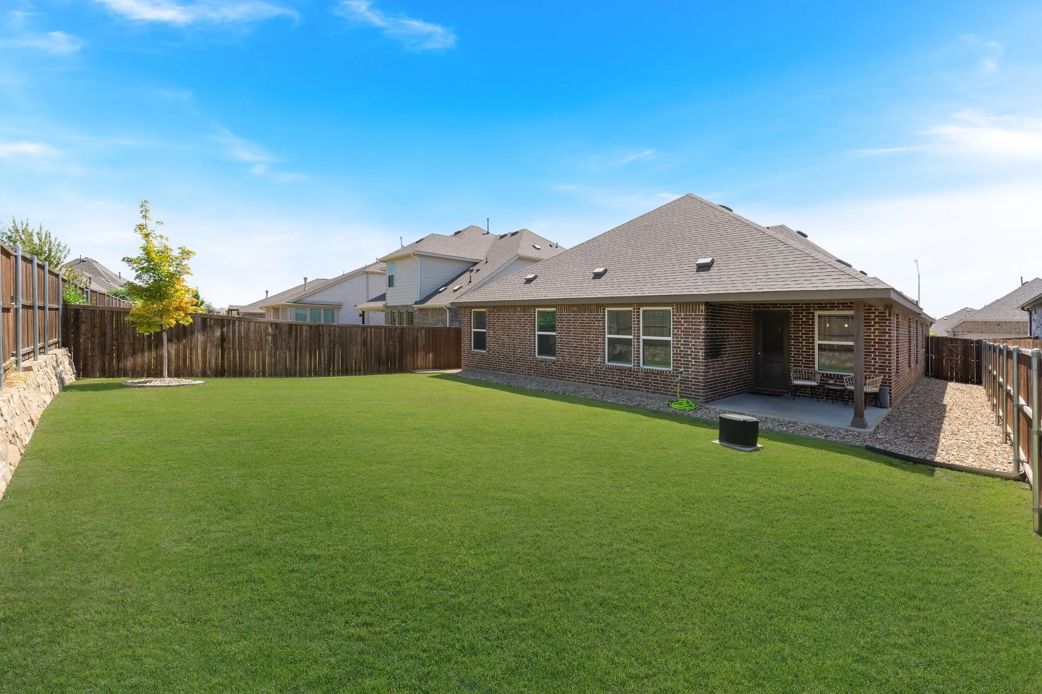 Single Family Residence For Sale in Denton County , 1025 Rosebay Drive, Justin, Texas 76247, 3 Bedroom, 2 Bathroom, 2 Garage spaces, 2,018 Sqft, built in 2023, mls#21367263, Real Estate Agent in Justin, Homes For Sale in Denton county, Homes For Sale in Justin, Realtor in Justin Texas, Real Estate Brokerage Independent Realty Texas, Luminita Cordes Realtor