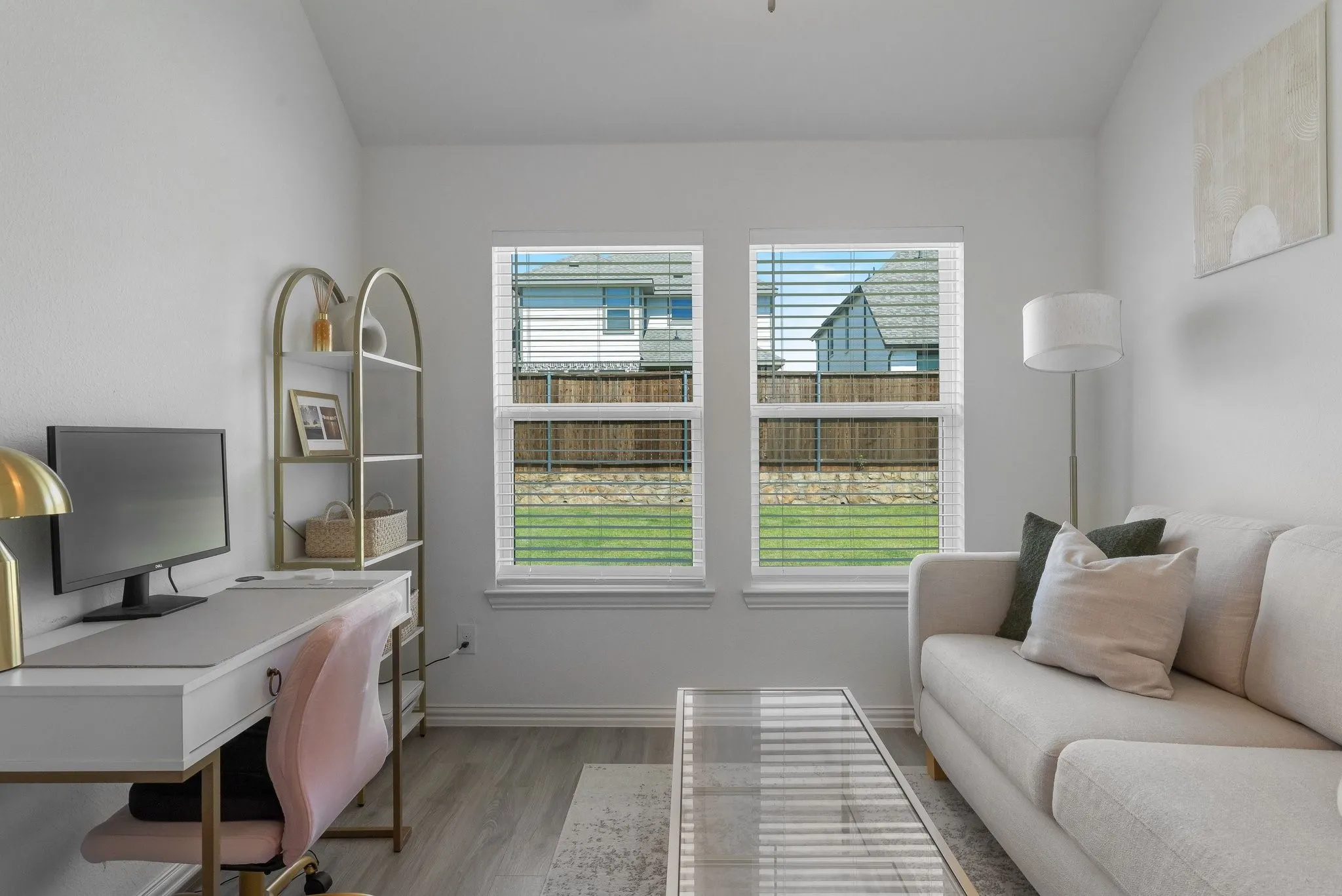 Single Family Residence For Sale in Denton County , 1025 Rosebay Drive, Justin, Texas 76247, 3 Bedroom, 2 Bathroom, 2 Garage spaces, 2,018 Sqft, built in 2023, mls#21367263, Real Estate Agent in Justin, Homes For Sale in Denton county, Homes For Sale in Justin, Realtor in Justin Texas, Real Estate Brokerage Independent Realty Texas, Luminita Cordes Realtor