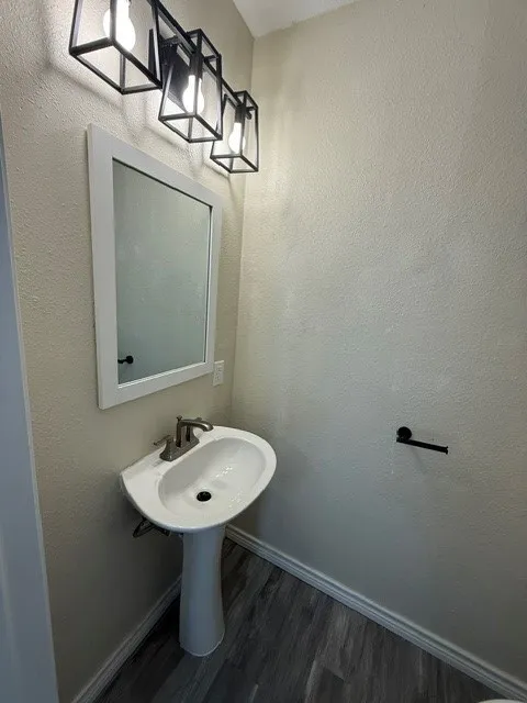 Single Family Residence For Sale in Grayson County , 53 Reality Road, Denison, Texas 75021, 4 Bedroom, 3 Bathroom, Garage spaces, 1,542 Sqft, built in 1984, mls#21361350, Real Estate Agent in Denison, Homes For Sale in Grayson county, Homes For Sale in Denison, Realtor in Denison Texas, Real Estate Brokerage Independent Realty Texas, Luminita Cordes Realtor