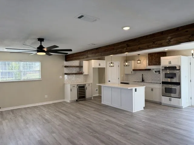 Single Family Residence For Sale in Grayson County , 53 Reality Road, Denison, Texas 75021, 4 Bedroom, 3 Bathroom, Garage spaces, 1,542 Sqft, built in 1984, mls#21361350, Real Estate Agent in Denison, Homes For Sale in Grayson county, Homes For Sale in Denison, Realtor in Denison Texas, Real Estate Brokerage Independent Realty Texas, Luminita Cordes Realtor