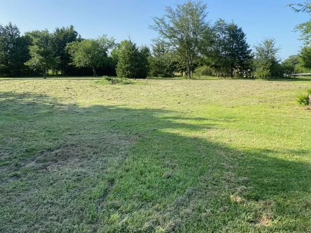 Single Family Residence For Sale in Grayson County , 53 Reality Road, Denison, Texas 75021, 4 Bedroom, 3 Bathroom, Garage spaces, 1,542 Sqft, built in 1984, mls#21361350, Real Estate Agent in Denison, Homes For Sale in Grayson county, Homes For Sale in Denison, Realtor in Denison Texas, Real Estate Brokerage Independent Realty Texas, Luminita Cordes Realtor