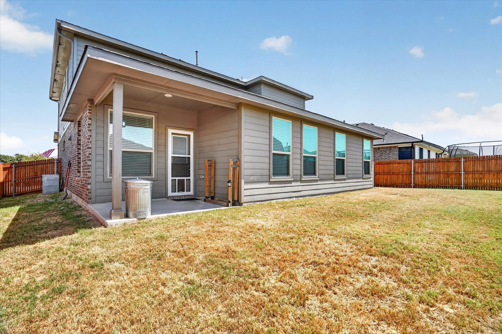 Single Family Residence For Sale in Johnson County , 1104 Larkspur Lane, Cleburne, Texas 76033, 5 Bedroom, 4 Bathroom, 2 Garage spaces, 2,863 Sqft, built in 2020, mls#21357347, Real Estate Agent in Cleburne, Homes For Sale in Johnson county, Homes For Sale in Cleburne, Realtor in Cleburne Texas, Real Estate Brokerage Independent Realty Texas, Luminita Cordes Realtor