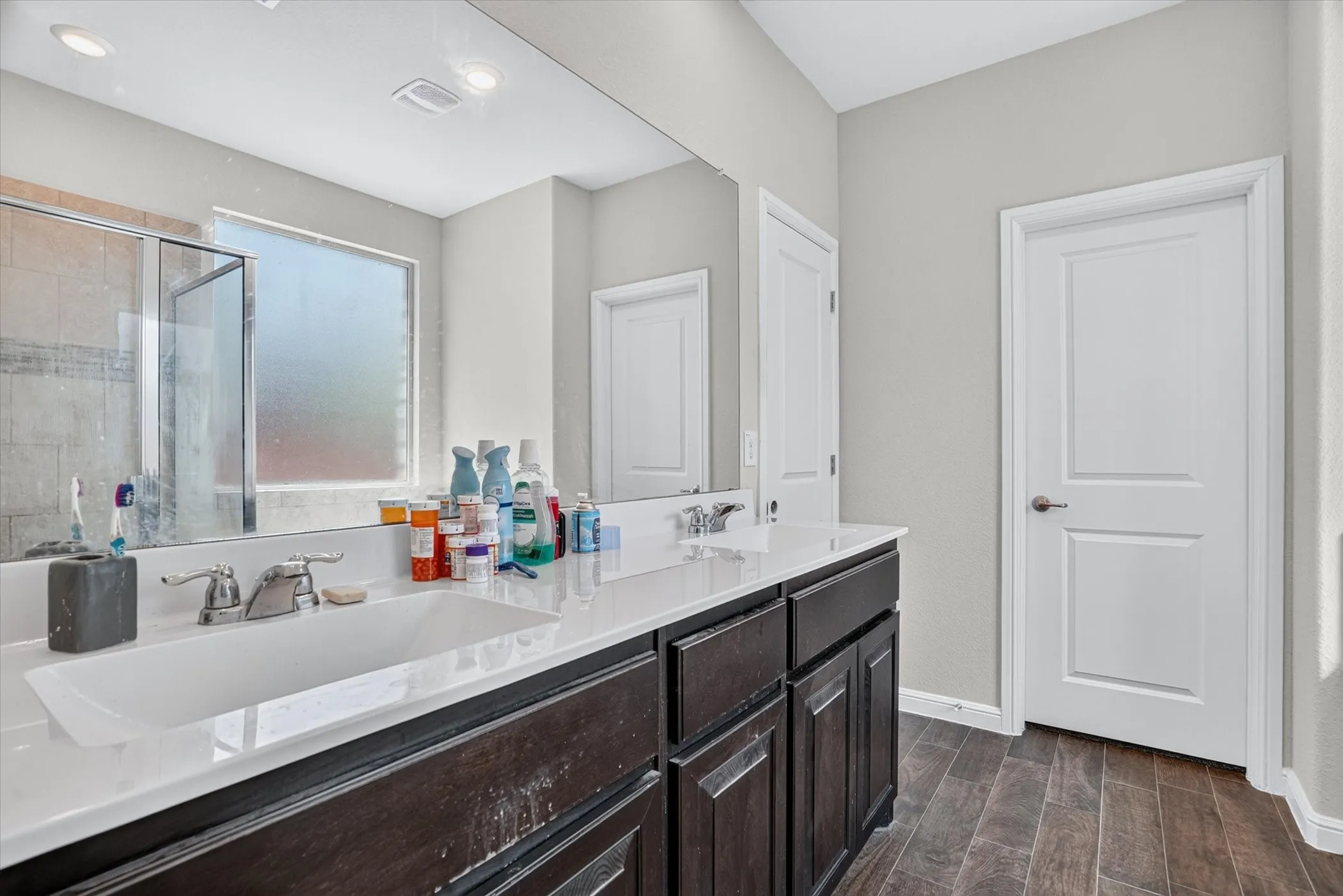Single Family Residence For Sale in Johnson County , 1104 Larkspur Lane, Cleburne, Texas 76033, 5 Bedroom, 4 Bathroom, 2 Garage spaces, 2,863 Sqft, built in 2020, mls#21357347, Real Estate Agent in Cleburne, Homes For Sale in Johnson county, Homes For Sale in Cleburne, Realtor in Cleburne Texas, Real Estate Brokerage Independent Realty Texas, Luminita Cordes Realtor