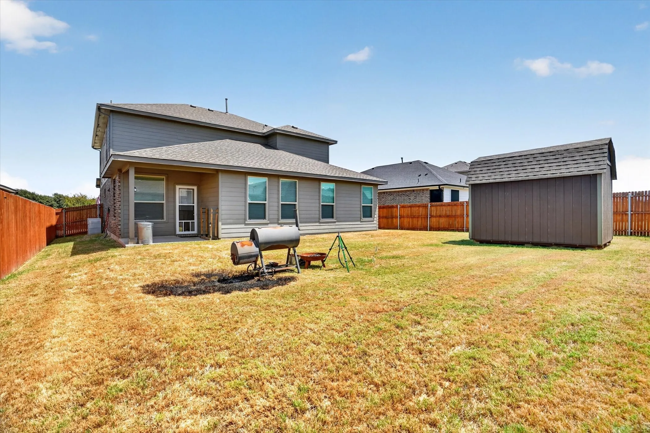 Single Family Residence For Sale in Johnson County , 1104 Larkspur Lane, Cleburne, Texas 76033, 5 Bedroom, 4 Bathroom, 2 Garage spaces, 2,863 Sqft, built in 2020, mls#21357347, Real Estate Agent in Cleburne, Homes For Sale in Johnson county, Homes For Sale in Cleburne, Realtor in Cleburne Texas, Real Estate Brokerage Independent Realty Texas, Luminita Cordes Realtor