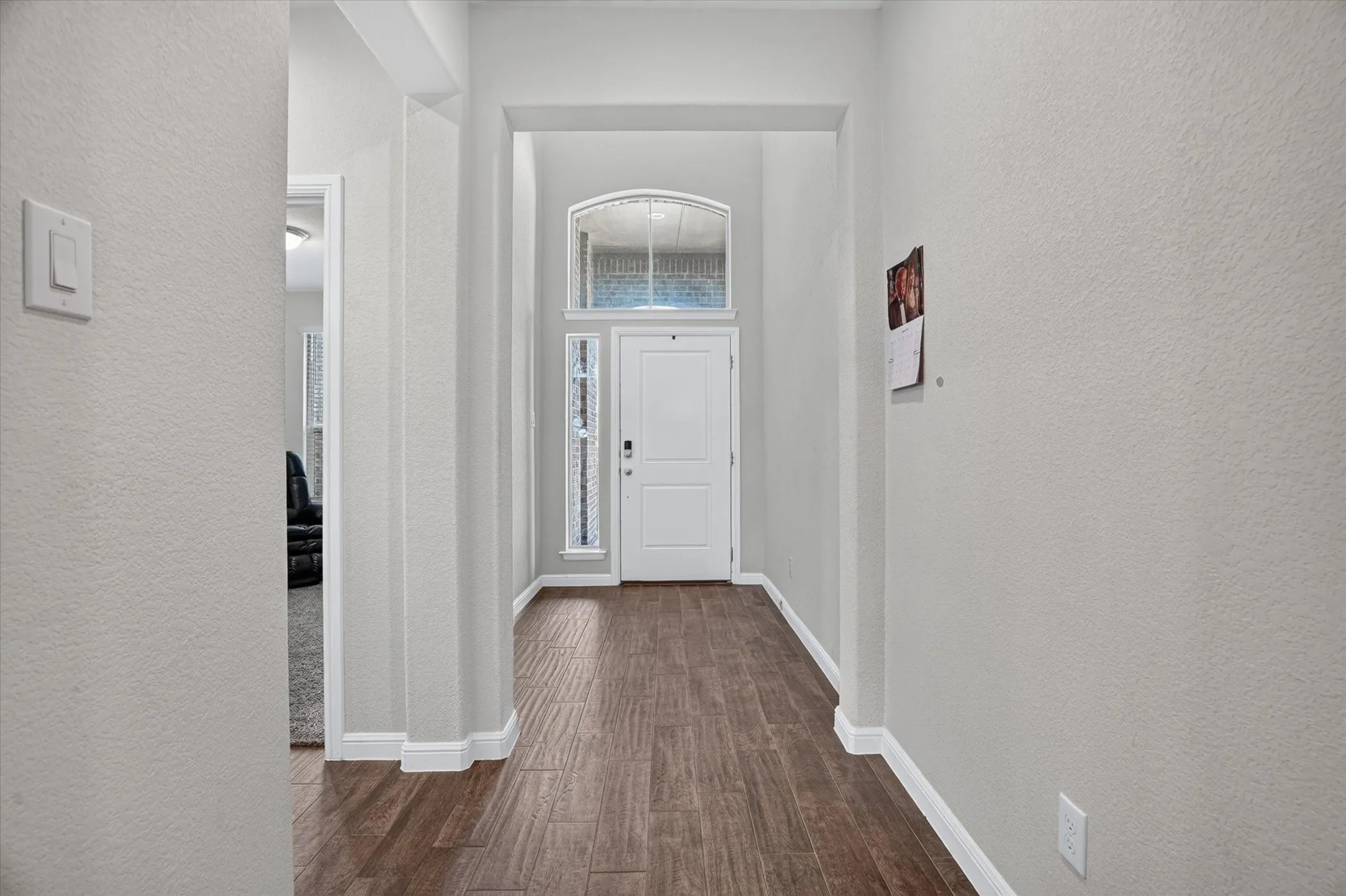 Single Family Residence For Sale in Johnson County , 1104 Larkspur Lane, Cleburne, Texas 76033, 5 Bedroom, 4 Bathroom, 2 Garage spaces, 2,863 Sqft, built in 2020, mls#21357347, Real Estate Agent in Cleburne, Homes For Sale in Johnson county, Homes For Sale in Cleburne, Realtor in Cleburne Texas, Real Estate Brokerage Independent Realty Texas, Luminita Cordes Realtor