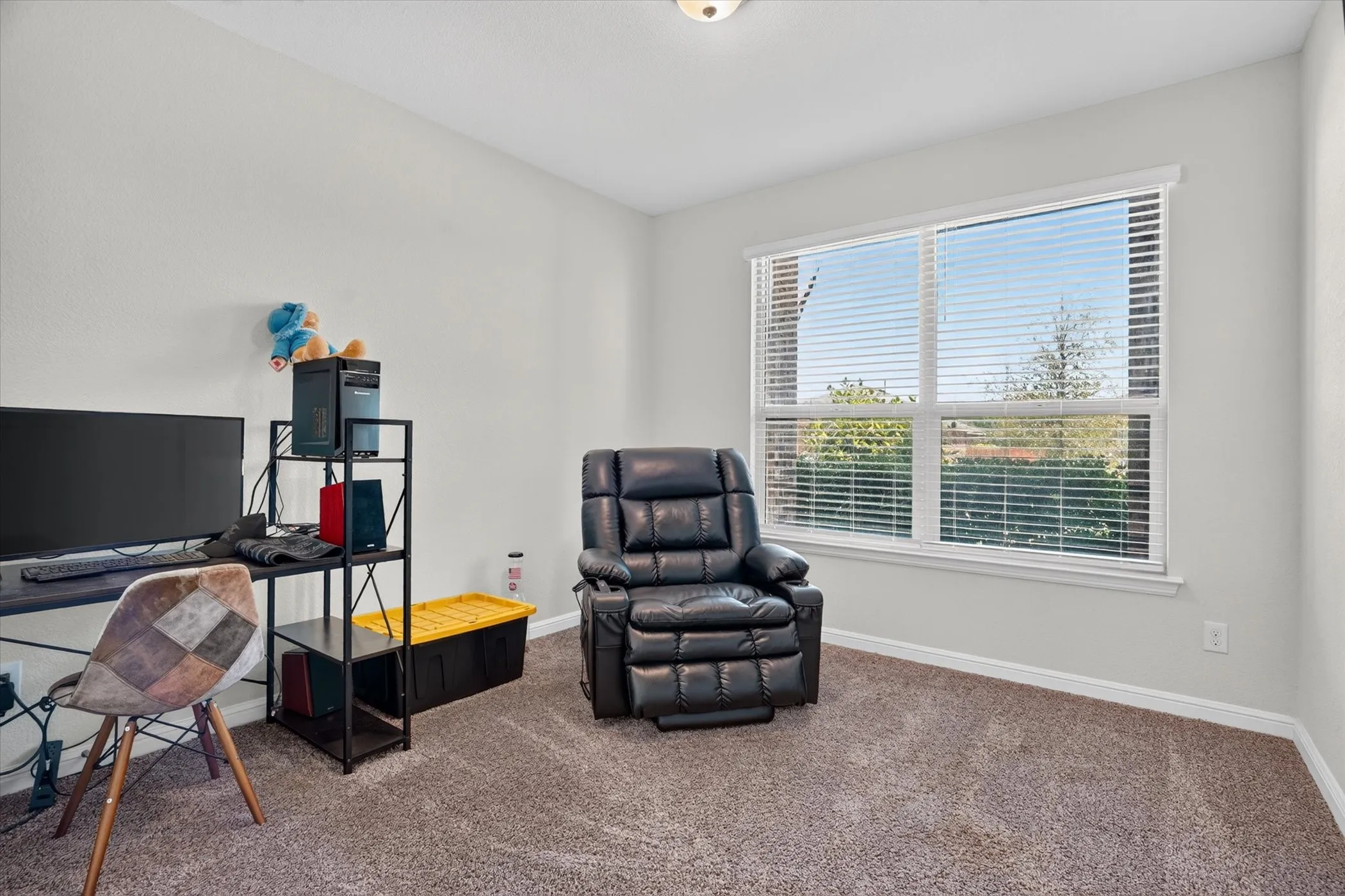 Single Family Residence For Sale in Johnson County , 1104 Larkspur Lane, Cleburne, Texas 76033, 5 Bedroom, 4 Bathroom, 2 Garage spaces, 2,863 Sqft, built in 2020, mls#21357347, Real Estate Agent in Cleburne, Homes For Sale in Johnson county, Homes For Sale in Cleburne, Realtor in Cleburne Texas, Real Estate Brokerage Independent Realty Texas, Luminita Cordes Realtor