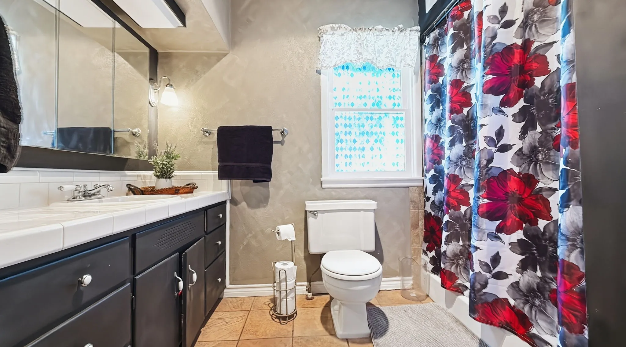 Single Family Residence For Sale in Hamilton County , 111 FM 2905, Hamilton, Texas 76531, 3 Bedroom, 3 Bathroom, Garage spaces, 2,997 Sqft, built in 1912, mls#21367737, Real Estate Agent in Hamilton, Homes For Sale in Hamilton county, Homes For Sale in Hamilton, Realtor in Hamilton Texas, Real Estate Brokerage Independent Realty Texas, Luminita Cordes Realtor