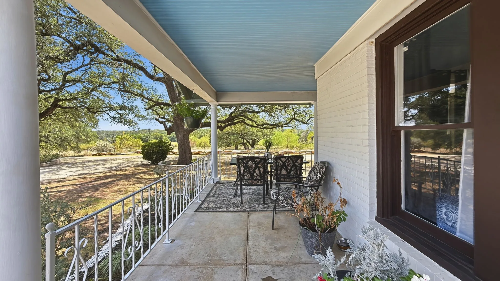 Single Family Residence For Sale in Hamilton County , 111 FM 2905, Hamilton, Texas 76531, 3 Bedroom, 3 Bathroom, Garage spaces, 2,997 Sqft, built in 1912, mls#21367737, Real Estate Agent in Hamilton, Homes For Sale in Hamilton county, Homes For Sale in Hamilton, Realtor in Hamilton Texas, Real Estate Brokerage Independent Realty Texas, Luminita Cordes Realtor