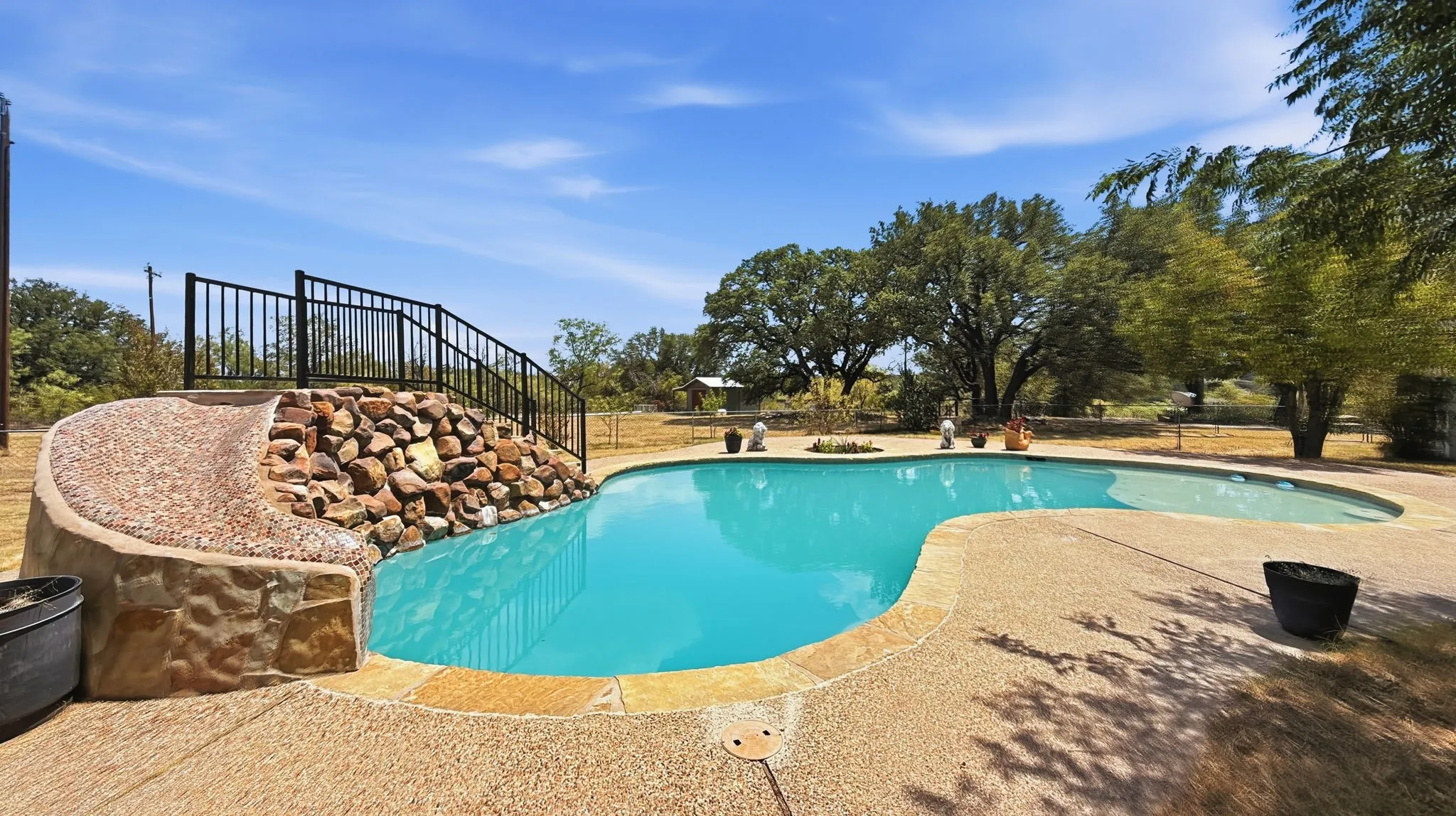 Single Family Residence For Sale in Hamilton County , 111 FM 2905, Hamilton, Texas 76531, 3 Bedroom, 3 Bathroom, Garage spaces, 2,997 Sqft, built in 1912, mls#21367737, Real Estate Agent in Hamilton, Homes For Sale in Hamilton county, Homes For Sale in Hamilton, Realtor in Hamilton Texas, Real Estate Brokerage Independent Realty Texas, Luminita Cordes Realtor