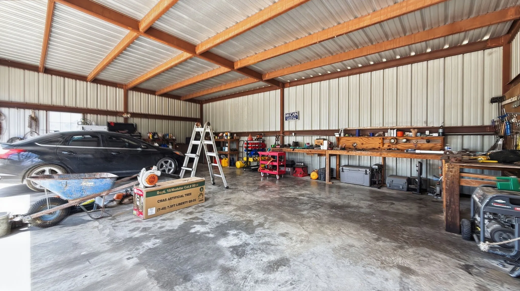 Single Family Residence For Sale in Hamilton County , 111 FM 2905, Hamilton, Texas 76531, 3 Bedroom, 3 Bathroom, Garage spaces, 2,997 Sqft, built in 1912, mls#21367737, Real Estate Agent in Hamilton, Homes For Sale in Hamilton county, Homes For Sale in Hamilton, Realtor in Hamilton Texas, Real Estate Brokerage Independent Realty Texas, Luminita Cordes Realtor