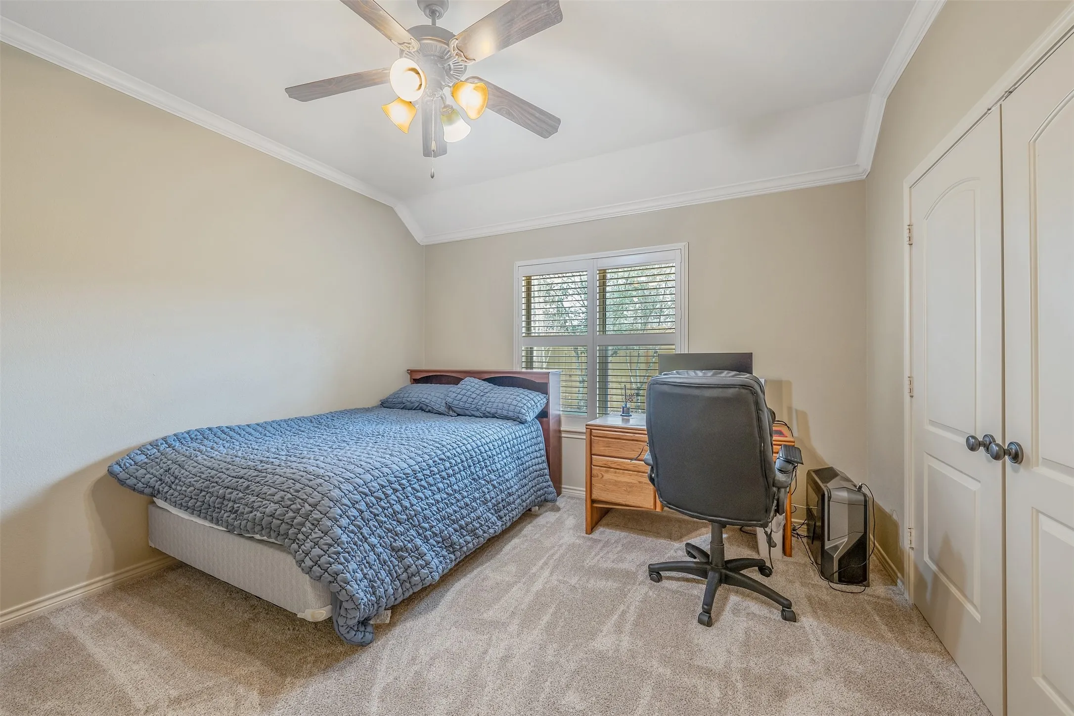 Single Family Residence For Sale in Smith County , 6526 Ashmore, Tyler, Texas 75703, 3 Bedroom, 3 Bathroom, 3 Garage spaces, 2,710 Sqft, built in 2006, mls#21367760, Real Estate Agent in Tyler, Homes For Sale in Smith county, Homes For Sale in Tyler, Realtor in Tyler Texas, Real Estate Brokerage Independent Realty Texas, Luminita Cordes Realtor