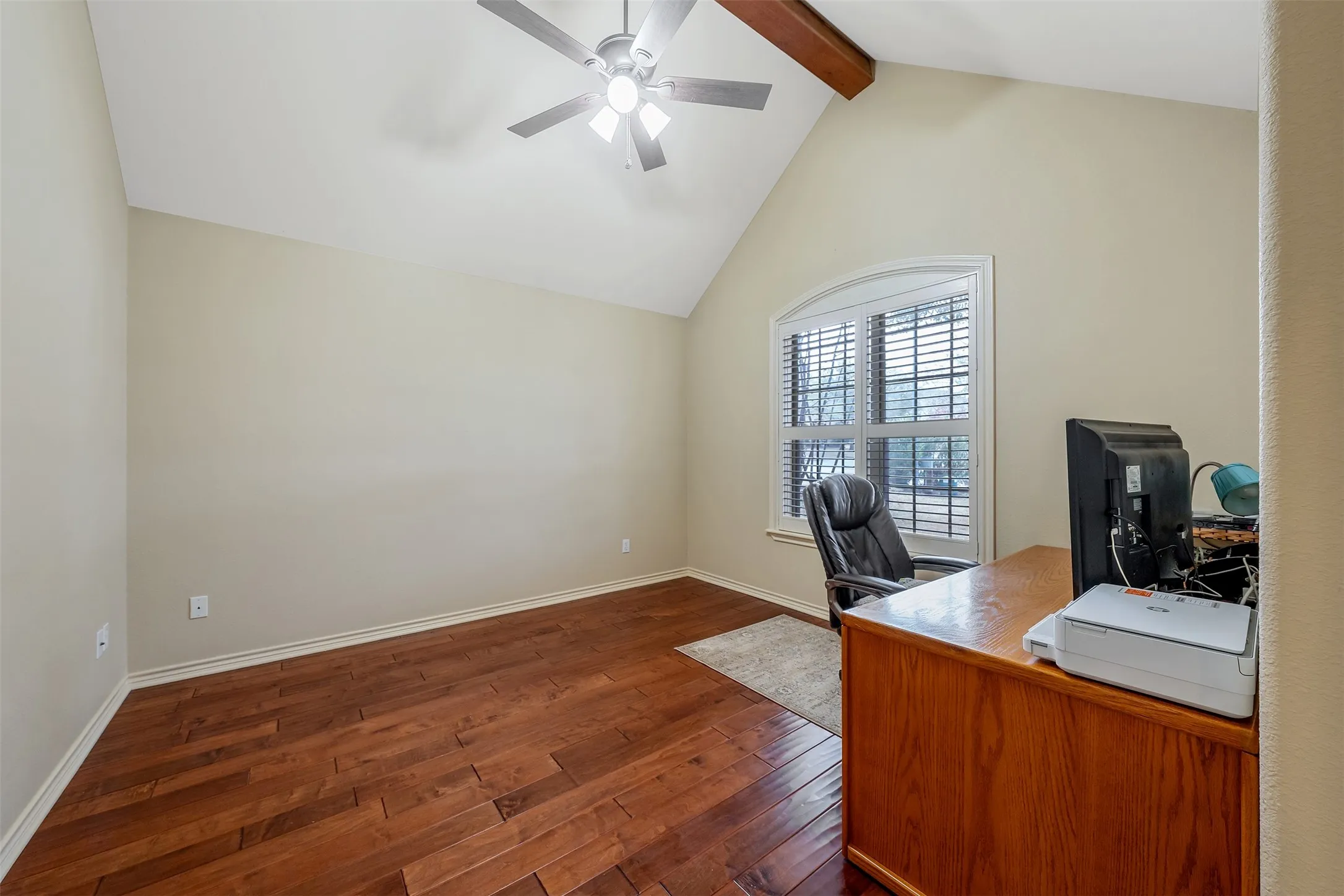 Single Family Residence For Sale in Smith County , 6526 Ashmore, Tyler, Texas 75703, 3 Bedroom, 3 Bathroom, 3 Garage spaces, 2,710 Sqft, built in 2006, mls#21367760, Real Estate Agent in Tyler, Homes For Sale in Smith county, Homes For Sale in Tyler, Realtor in Tyler Texas, Real Estate Brokerage Independent Realty Texas, Luminita Cordes Realtor