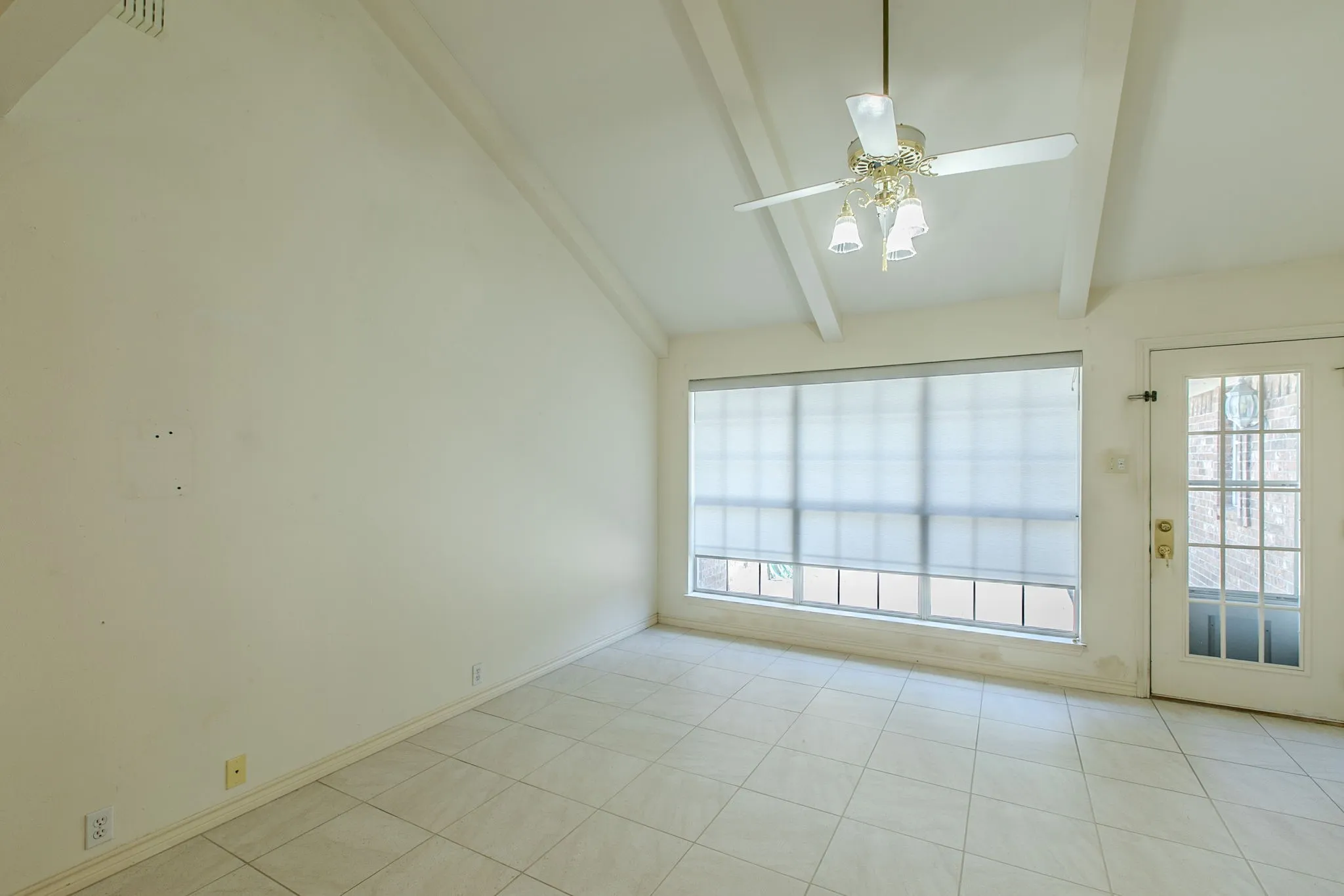 Single Family Residence For Sale in Mc Lennan County , 3021 Chimney Hill Drive, Waco, Texas 76708, 4 Bedroom, 3 Bathroom, 2 Garage spaces, 2,717 Sqft, built in 1986, mls#21367683, Real Estate Agent in Waco, Homes For Sale in Mc Lennan county, Homes For Sale in Waco, Realtor in Waco Texas, Real Estate Brokerage Independent Realty Texas, Luminita Cordes Realtor