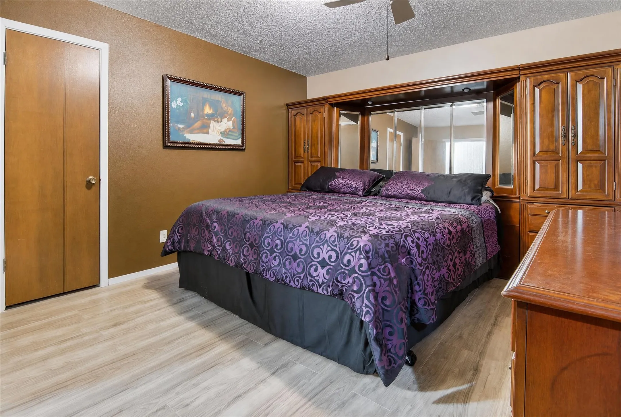 Single Family Residence For Sale in Mc Lennan County , 3117 N 15th Street, Waco, Texas 76708, 3 Bedroom, 3 Bathroom, Garage spaces, 2,248 Sqft, built in 1976, mls#21367703, Real Estate Agent in Waco, Homes For Sale in Mc Lennan county, Homes For Sale in Waco, Realtor in Waco Texas, Real Estate Brokerage Independent Realty Texas, Luminita Cordes Realtor