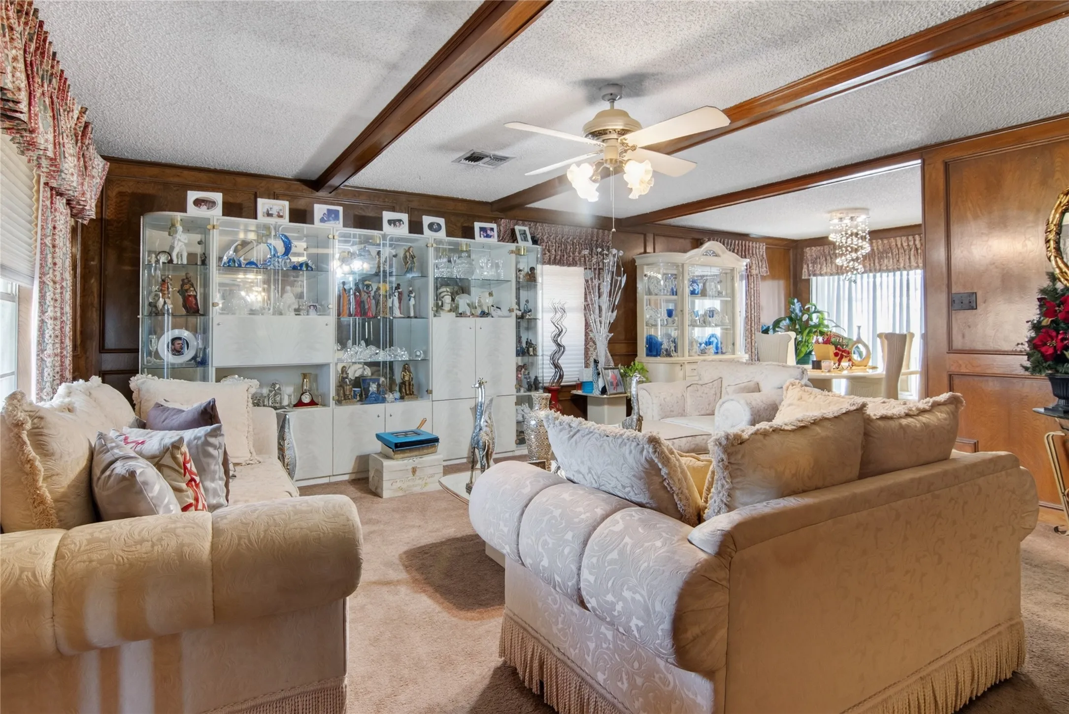 Single Family Residence For Sale in Mc Lennan County , 3117 N 15th Street, Waco, Texas 76708, 3 Bedroom, 3 Bathroom, Garage spaces, 2,248 Sqft, built in 1976, mls#21367703, Real Estate Agent in Waco, Homes For Sale in Mc Lennan county, Homes For Sale in Waco, Realtor in Waco Texas, Real Estate Brokerage Independent Realty Texas, Luminita Cordes Realtor