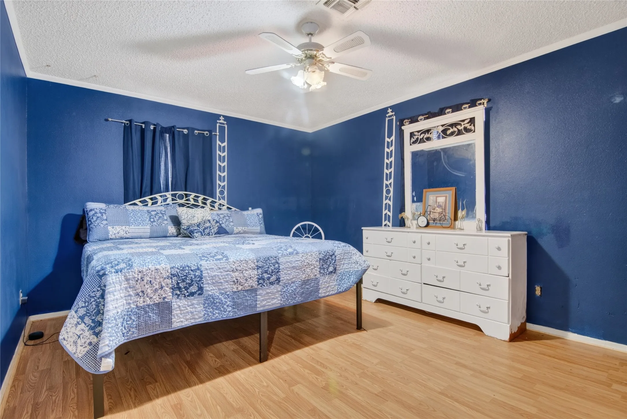 Single Family Residence For Sale in Mc Lennan County , 3117 N 15th Street, Waco, Texas 76708, 3 Bedroom, 3 Bathroom, Garage spaces, 2,248 Sqft, built in 1976, mls#21367703, Real Estate Agent in Waco, Homes For Sale in Mc Lennan county, Homes For Sale in Waco, Realtor in Waco Texas, Real Estate Brokerage Independent Realty Texas, Luminita Cordes Realtor