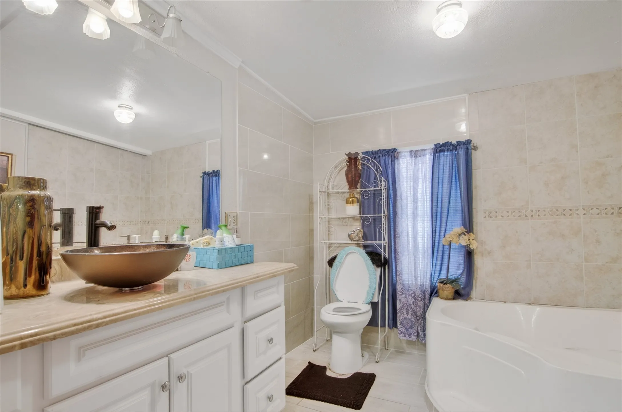 Single Family Residence For Sale in Mc Lennan County , 3117 N 15th Street, Waco, Texas 76708, 3 Bedroom, 3 Bathroom, Garage spaces, 2,248 Sqft, built in 1976, mls#21367703, Real Estate Agent in Waco, Homes For Sale in Mc Lennan county, Homes For Sale in Waco, Realtor in Waco Texas, Real Estate Brokerage Independent Realty Texas, Luminita Cordes Realtor
