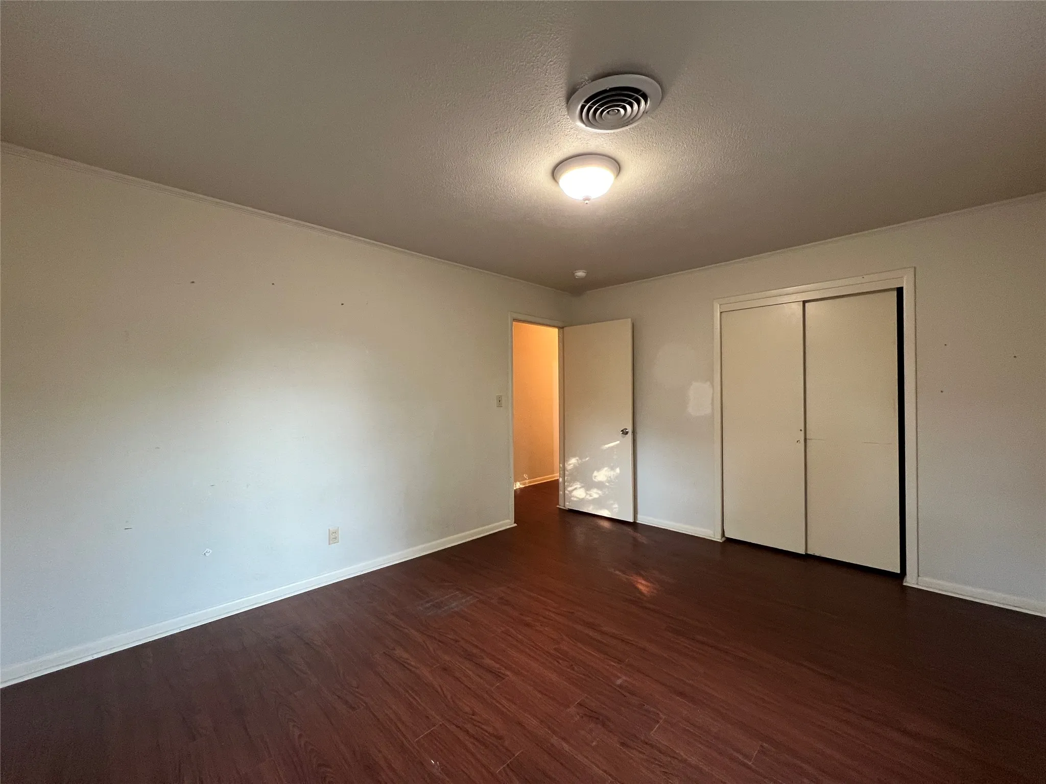 Single Family Residence For Rent in Erath County , 517 N LYDIA, Stephenville, Texas 76401, 3 Bedroom, 1 Bathroom, Garage spaces, 1,473 Sqft, built in 1957, mls#21367757, Real Estate Agent in Stephenville, Homes For Rent in Erath county, Homes For Rent in Stephenville, Realtor in Stephenville Texas, Real Estate Brokerage Independent Realty Texas, Luminita Cordes Realtor