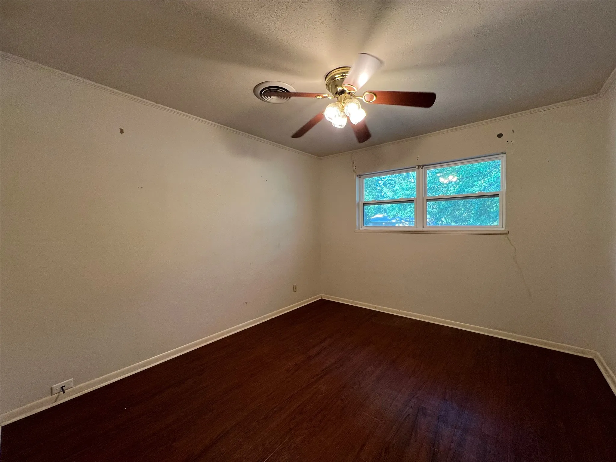 Single Family Residence For Rent in Erath County , 517 N LYDIA, Stephenville, Texas 76401, 3 Bedroom, 1 Bathroom, Garage spaces, 1,473 Sqft, built in 1957, mls#21367757, Real Estate Agent in Stephenville, Homes For Rent in Erath county, Homes For Rent in Stephenville, Realtor in Stephenville Texas, Real Estate Brokerage Independent Realty Texas, Luminita Cordes Realtor