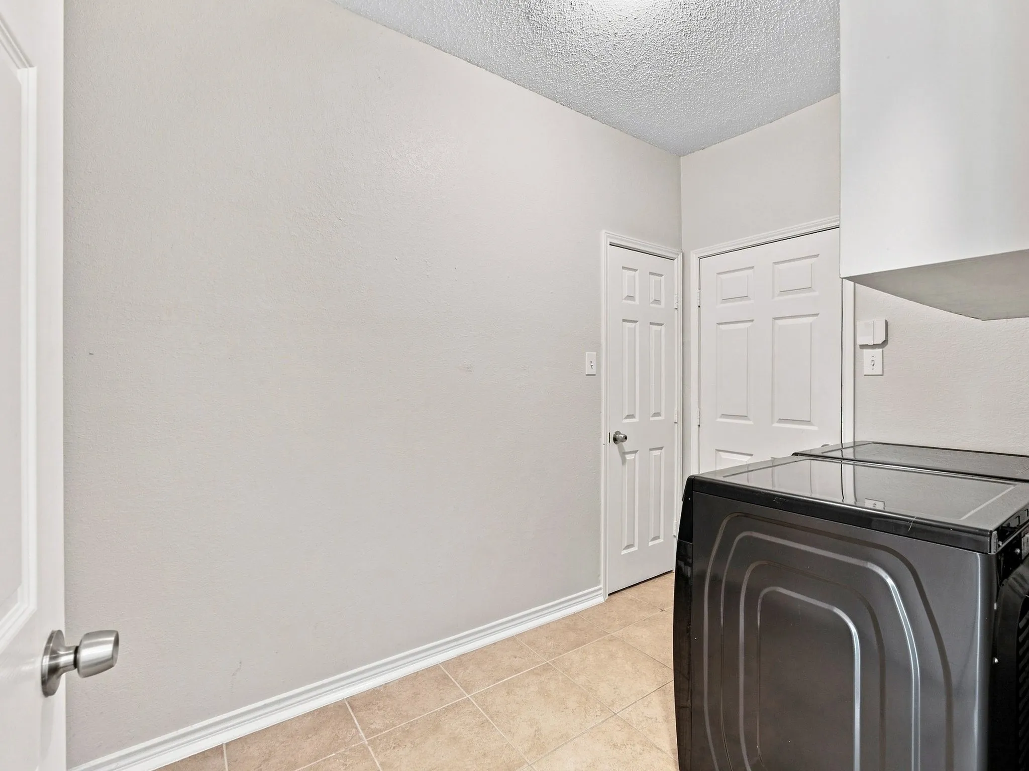 Single Family Residence For Sale in Tarrant County , 7129 Sundance Lane, Fort Worth, Texas 76179, 4 Bedroom, 3 Bathroom, 3 Garage spaces, 3,093 Sqft, built in 2000, mls#21356340, Real Estate Agent in Fort Worth, Homes For Sale in Tarrant county, Homes For Sale in Fort Worth, Realtor in Fort Worth Texas, Real Estate Brokerage Independent Realty Texas, Luminita Cordes Realtor