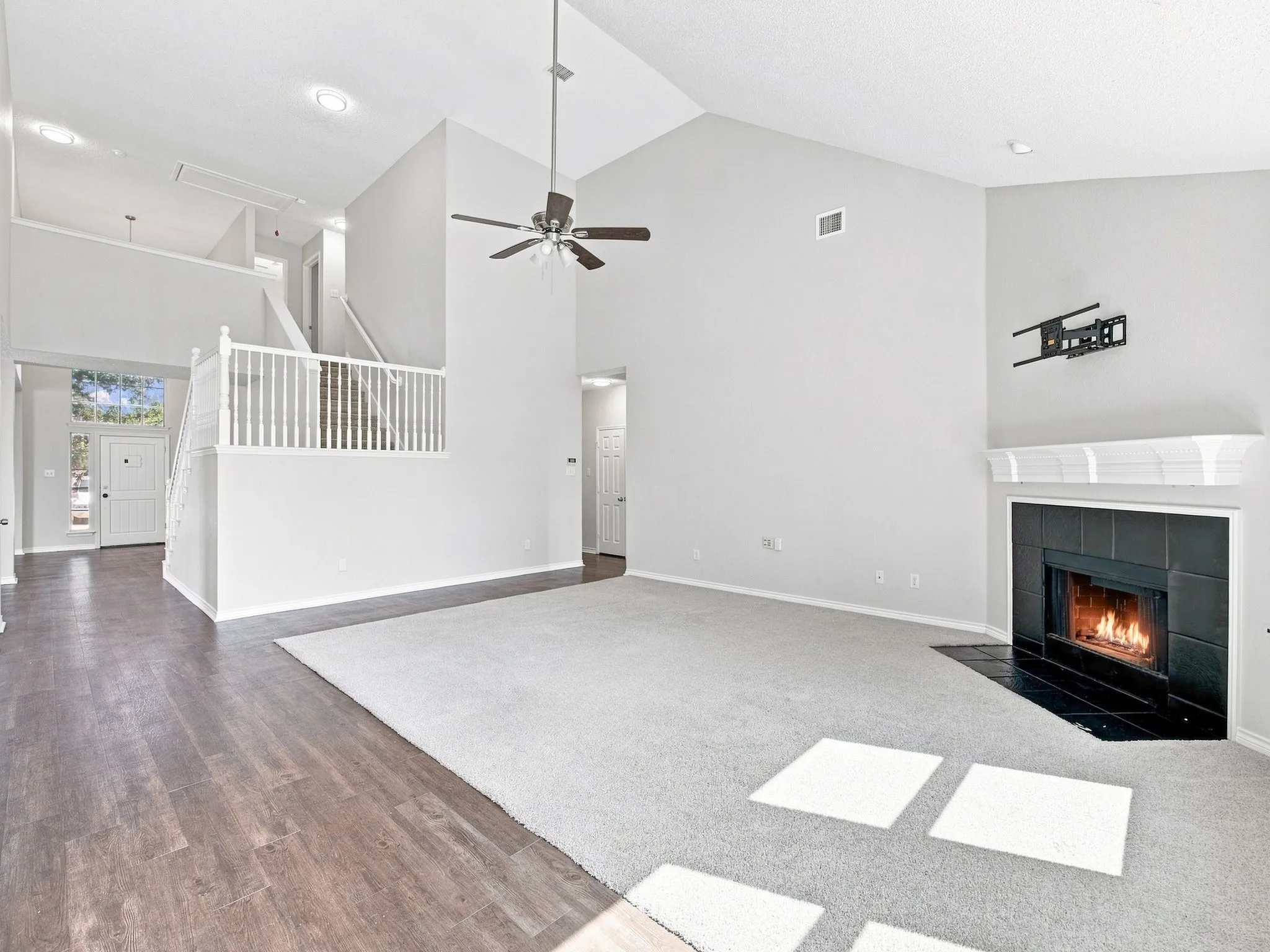Single Family Residence For Sale in Tarrant County , 7129 Sundance Lane, Fort Worth, Texas 76179, 4 Bedroom, 3 Bathroom, 3 Garage spaces, 3,093 Sqft, built in 2000, mls#21356340, Real Estate Agent in Fort Worth, Homes For Sale in Tarrant county, Homes For Sale in Fort Worth, Realtor in Fort Worth Texas, Real Estate Brokerage Independent Realty Texas, Luminita Cordes Realtor
